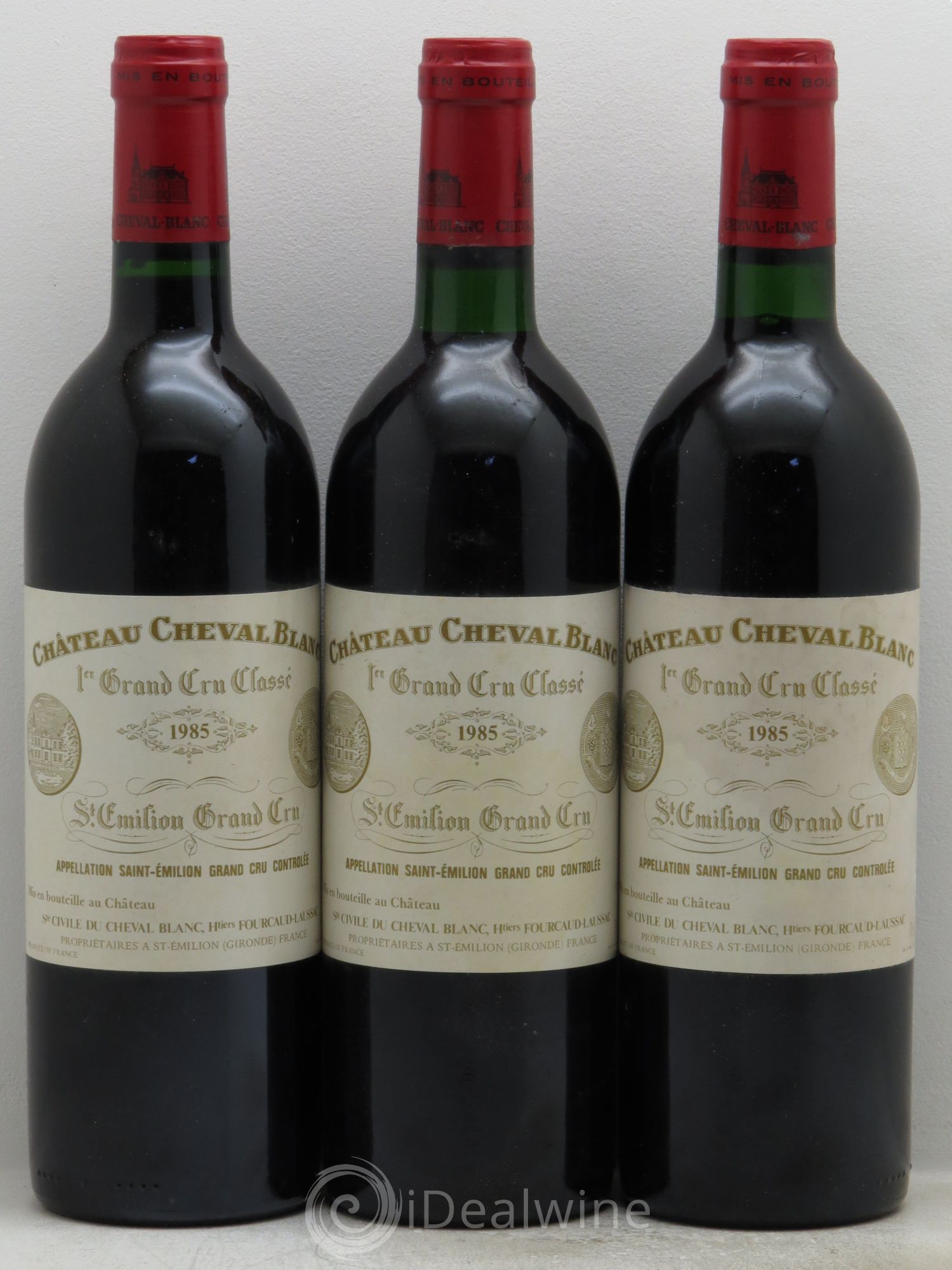 Château Cheval Blanc 1er Grand Cru Classé A 1985 - Lot de 3 bouteilles - 0