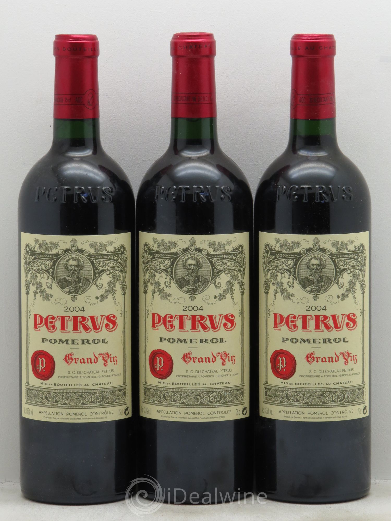 Petrus 2004 - Lot de 3 bouteilles - 0