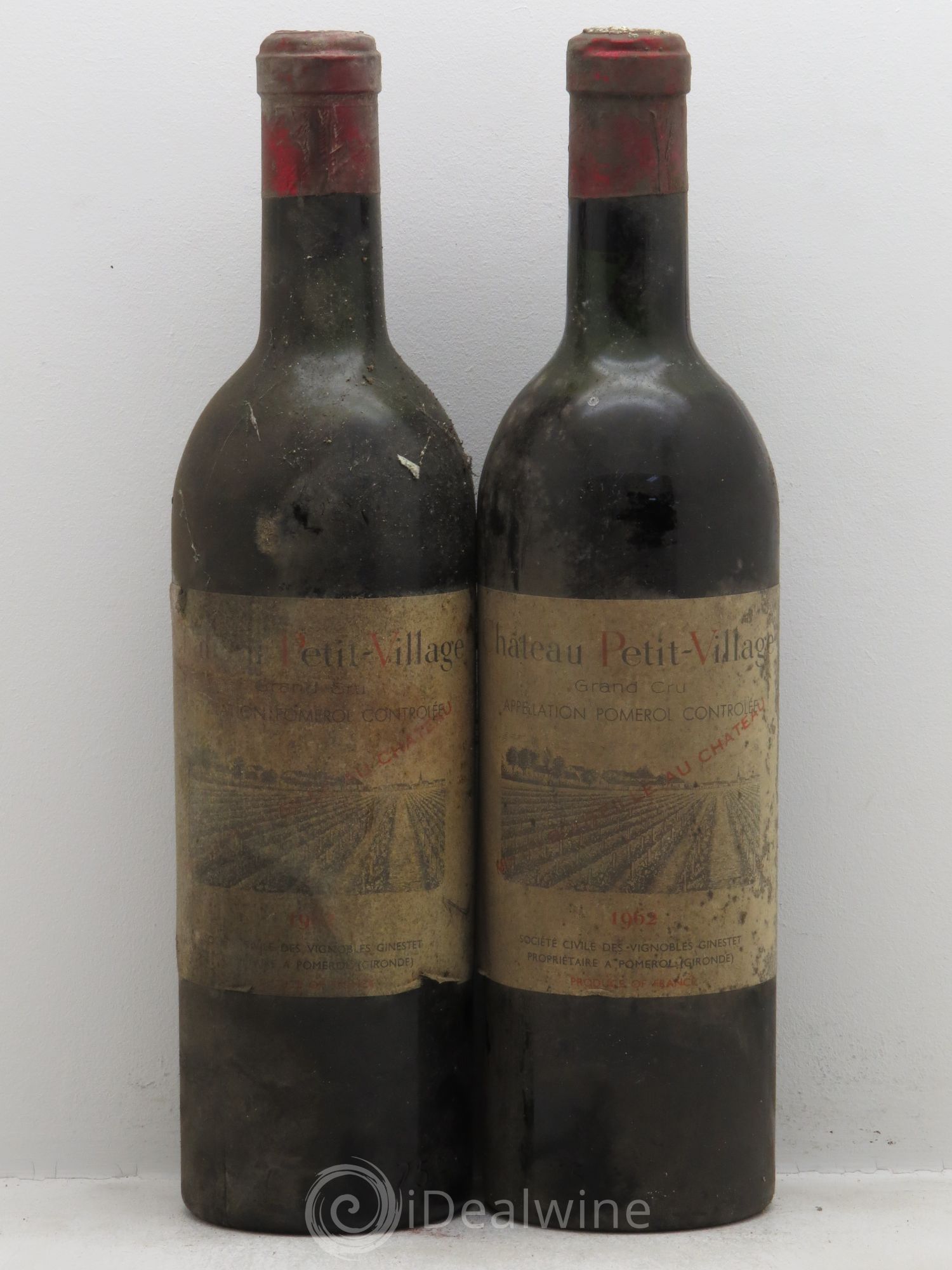 Château Petit Village 1962 - Lot de 2 bouteilles - 0