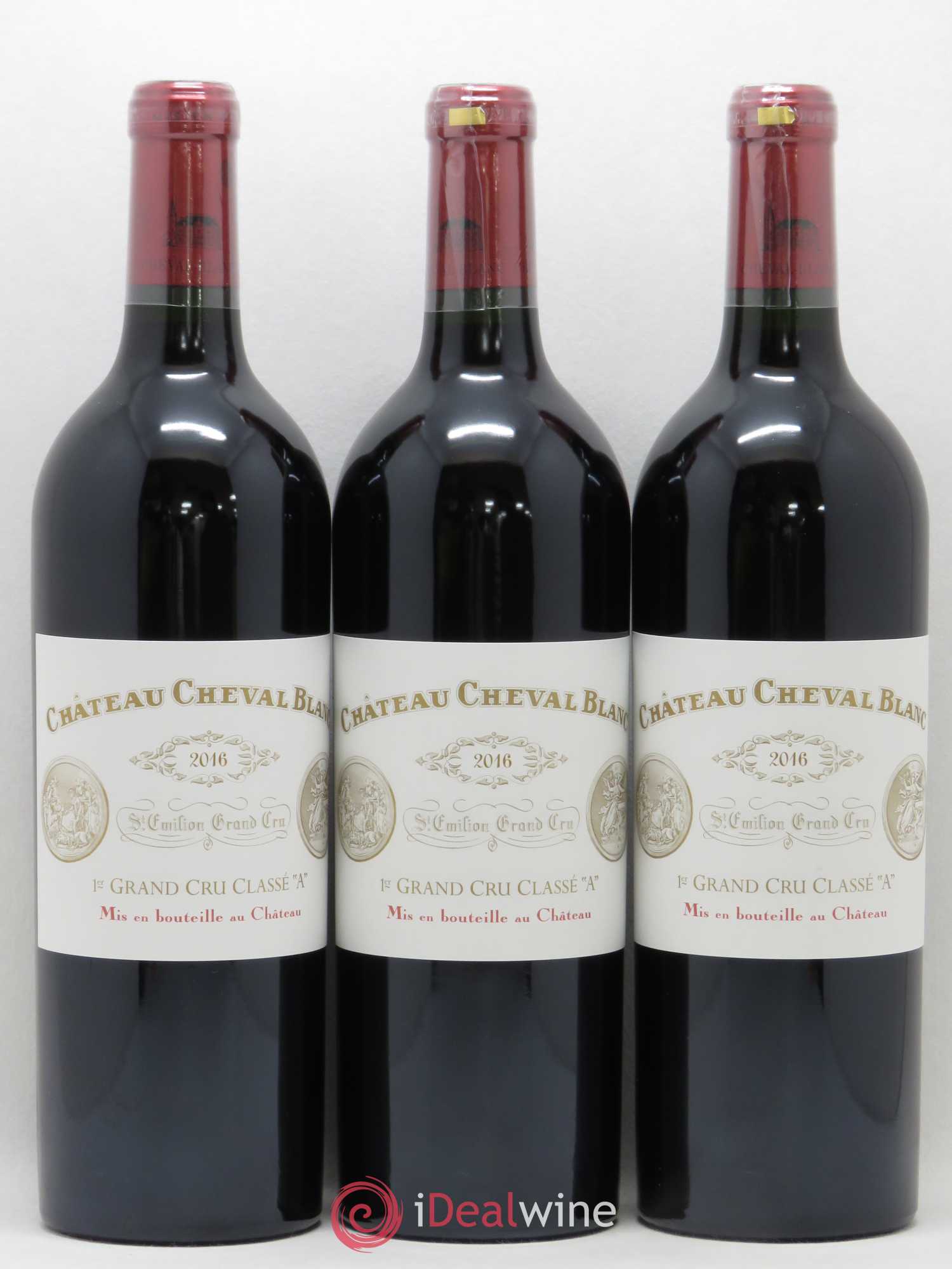 Château Cheval Blanc 1er Grand Cru Classé A 2016 - Lot de 3 bouteilles - 0