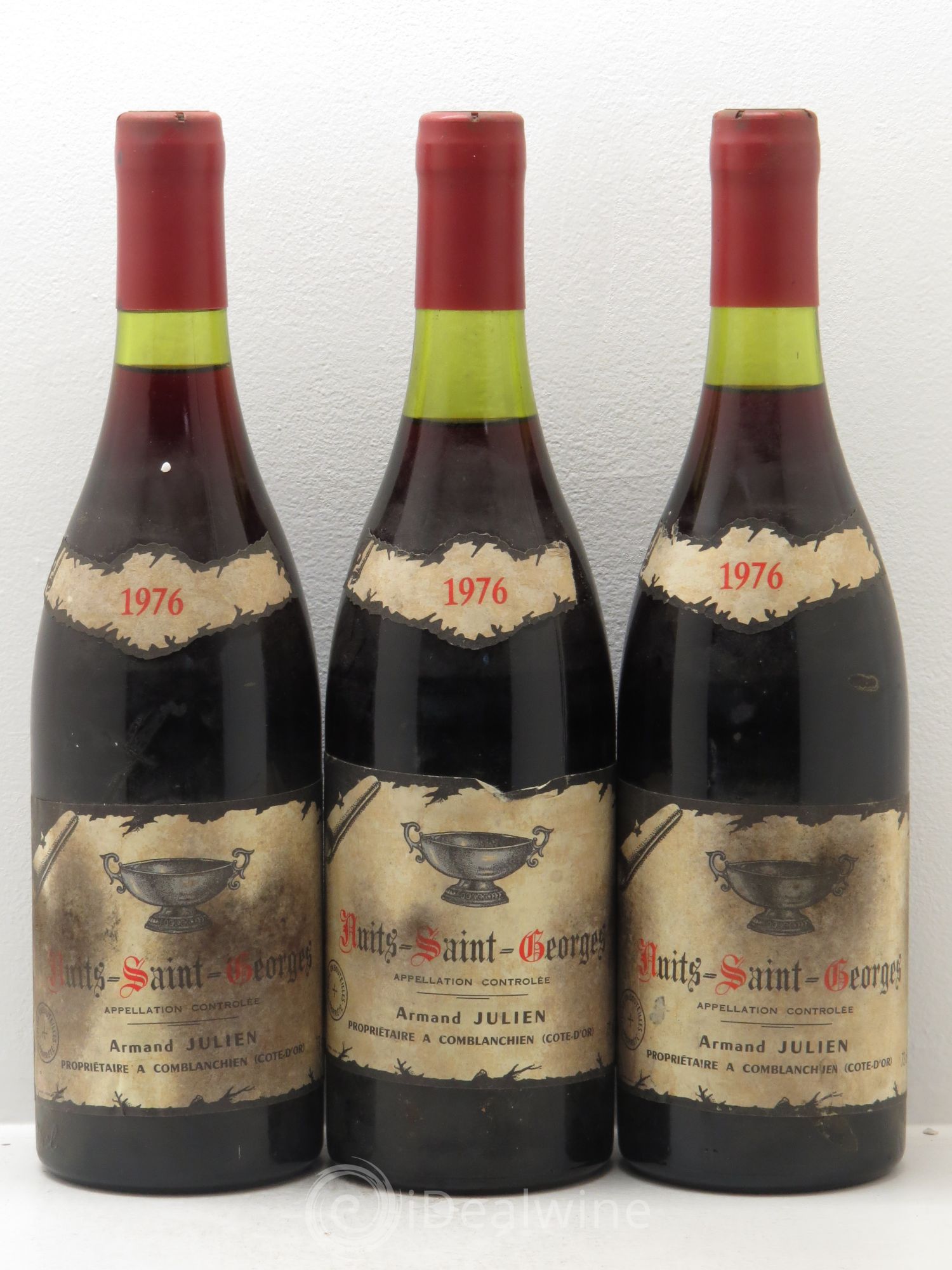 Nuits-Saint-Georges Domaine Armand Julien 1976 - Posten von 3 Flaschen - 0