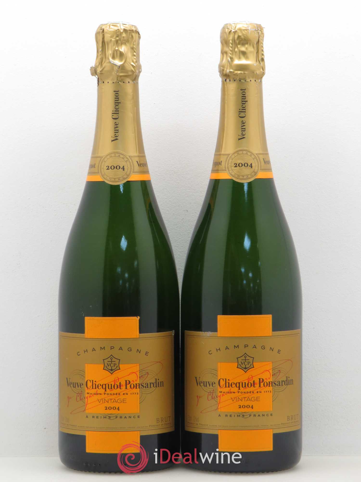 Champagne Veuve Clicquot Ponsardin (sans prix de réserve) 2004 - Posten von 2 Flaschen - 0