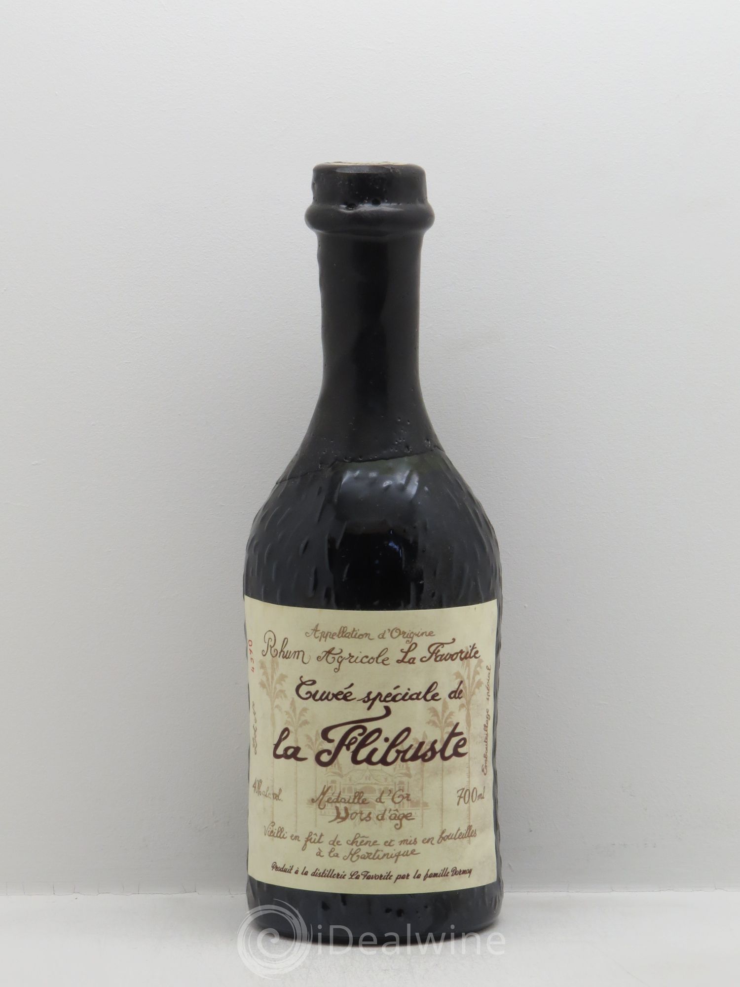 Rhum Agricole La Favorite Cuvée Spéciale La Flibuste Hors d'Age - Lotto di 1 bottiglia - 0