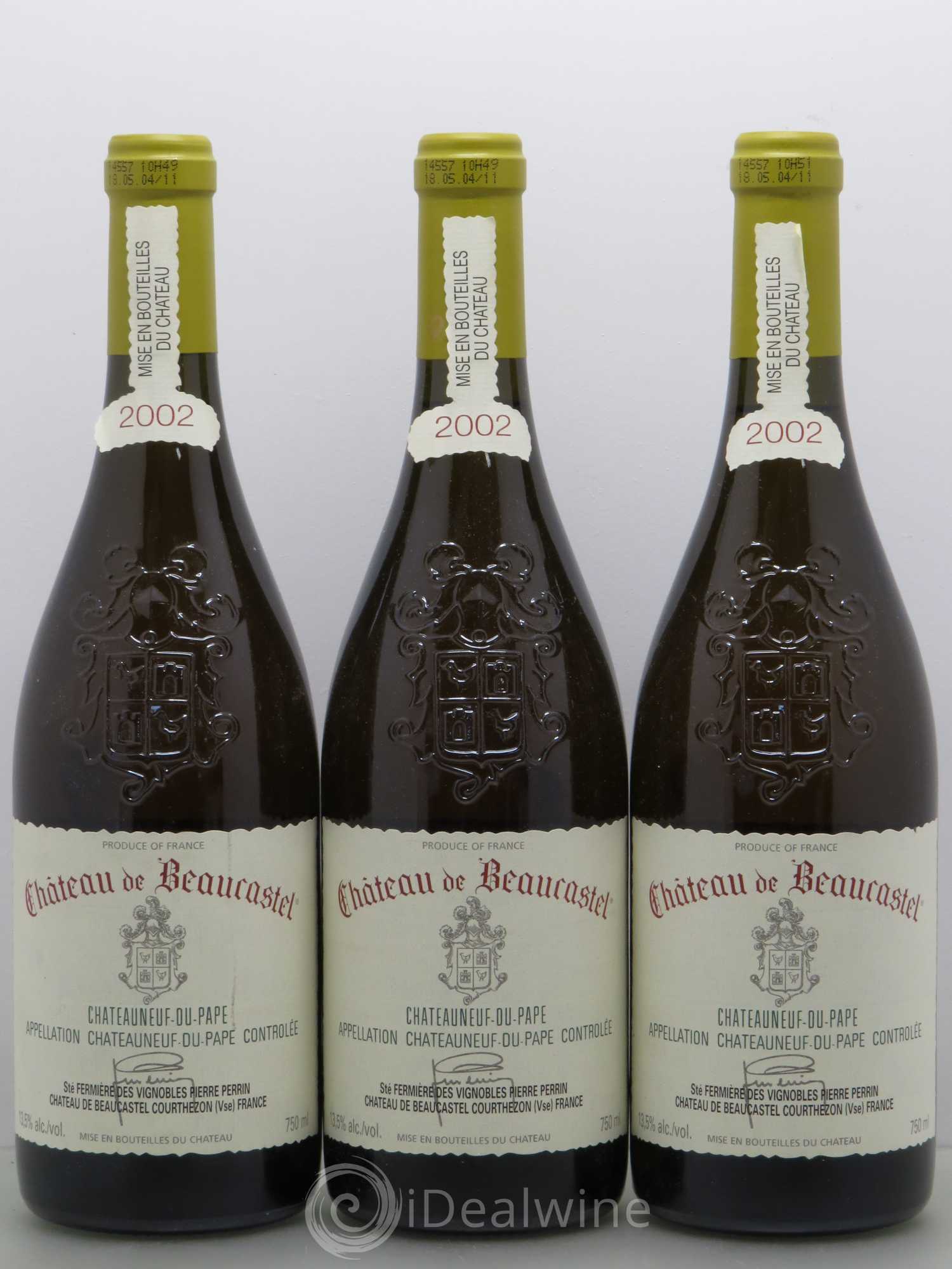 Châteauneuf-du-Pape Château de Beaucastel Famille Perrin 2002 - Lot de 3 bouteilles - 0