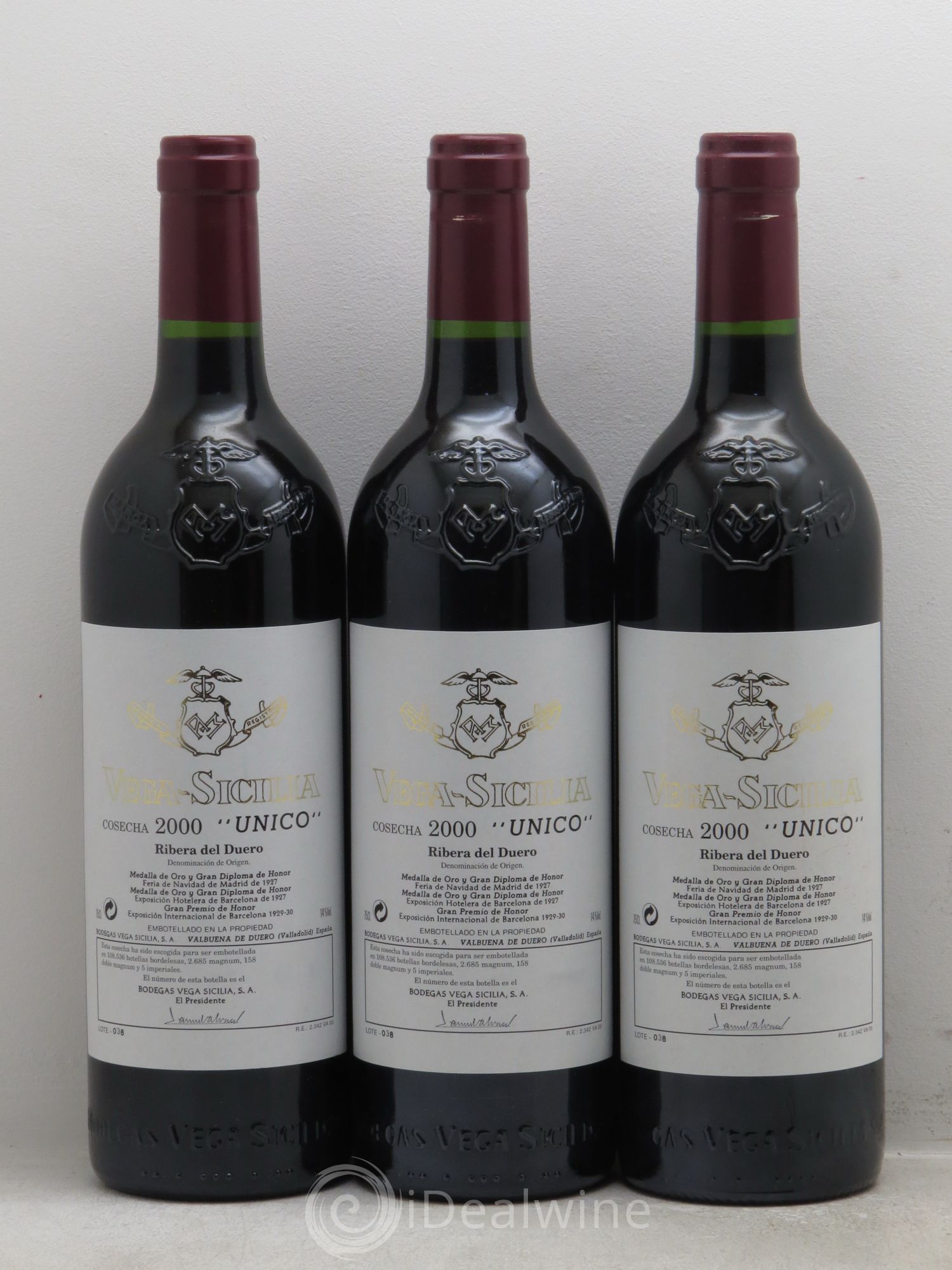 Ribera Del Duero DO Vega Sicilia Unico Famille Alvarez 2000 - Lot de 3 bouteilles - 0