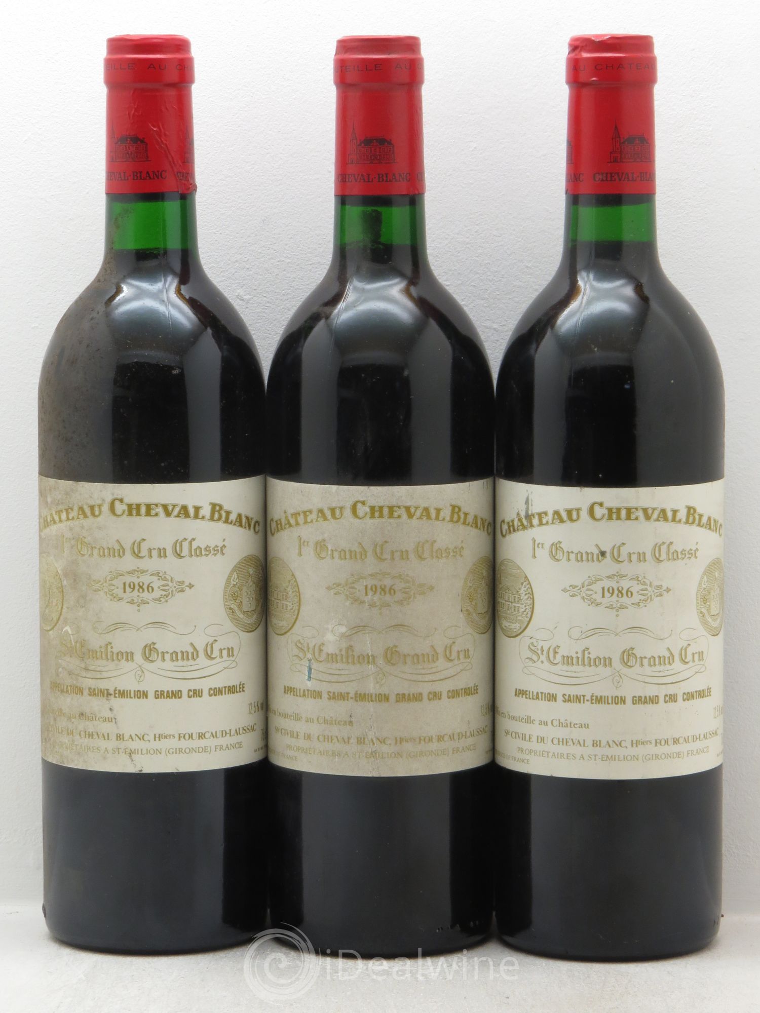 Château Cheval Blanc 1er Grand Cru Classé A 1986 - Lot de 3 bouteilles - 0