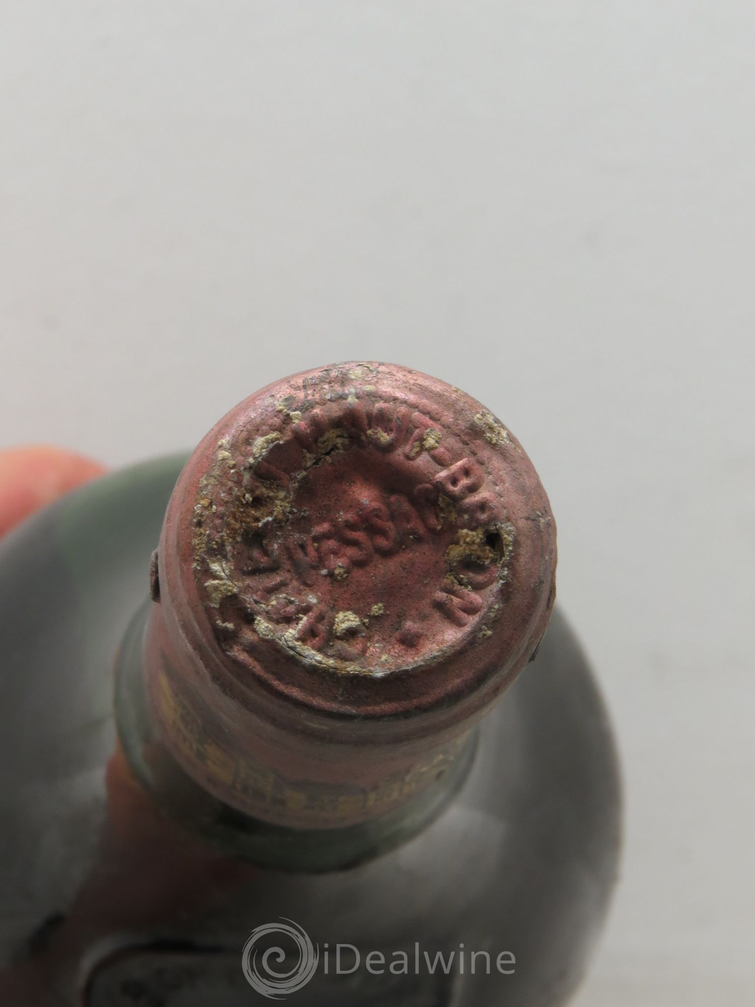 Château Haut Brion 1er Grand Cru Classé 1964 - Lot de 2 bouteilles - 1
