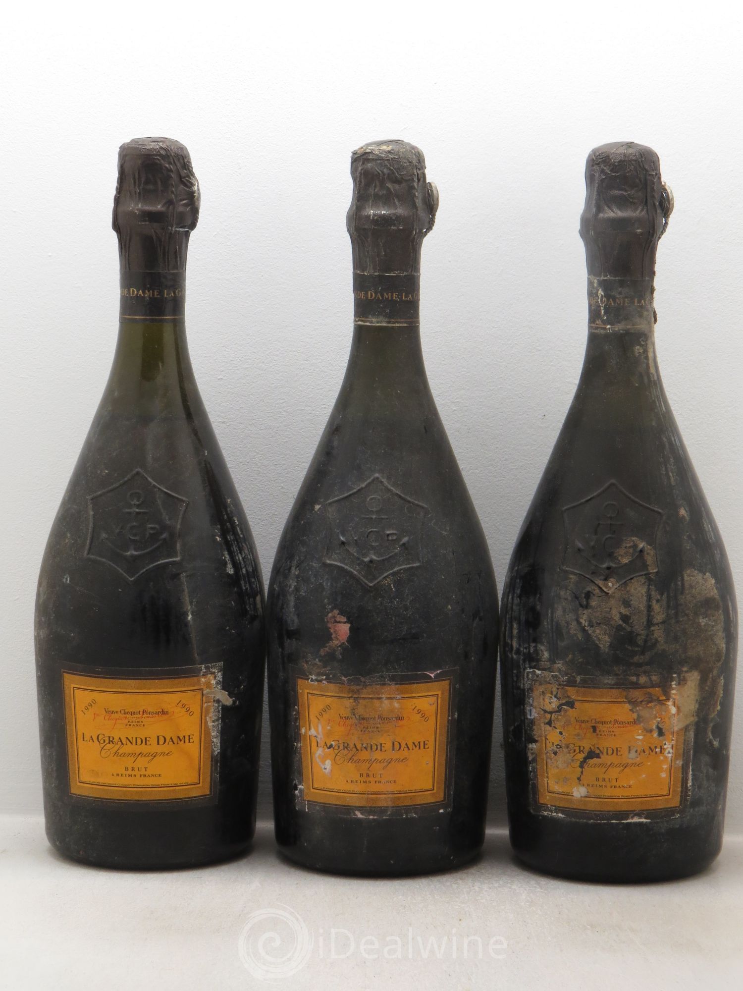 La Grande Dame Veuve Clicquot 1990 - Lot de 3 bouteilles - 0