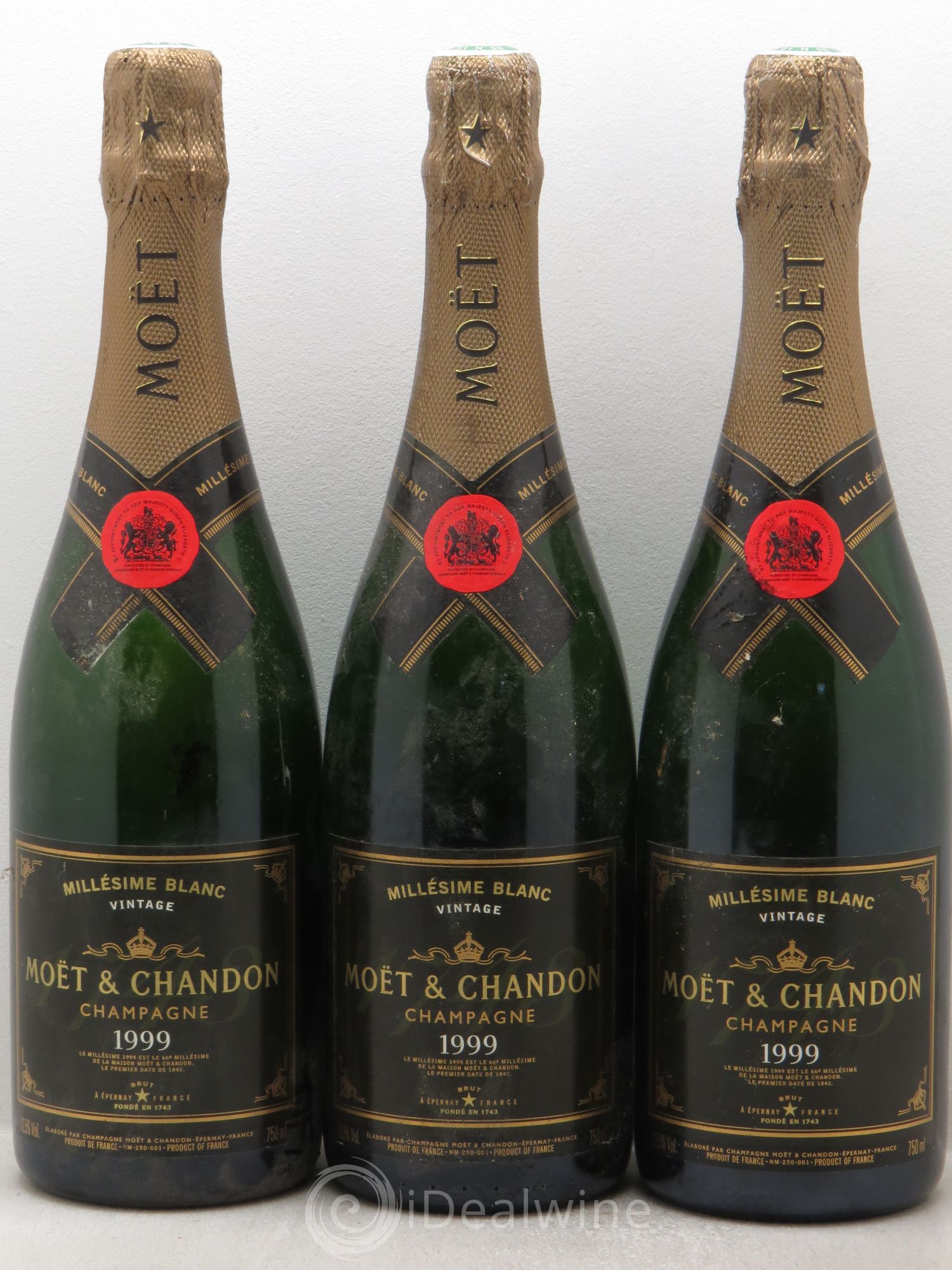 Champagne Moët et Chandon Vintage Millésime Blanc 1999 - Posten von 3 Flaschen - 0