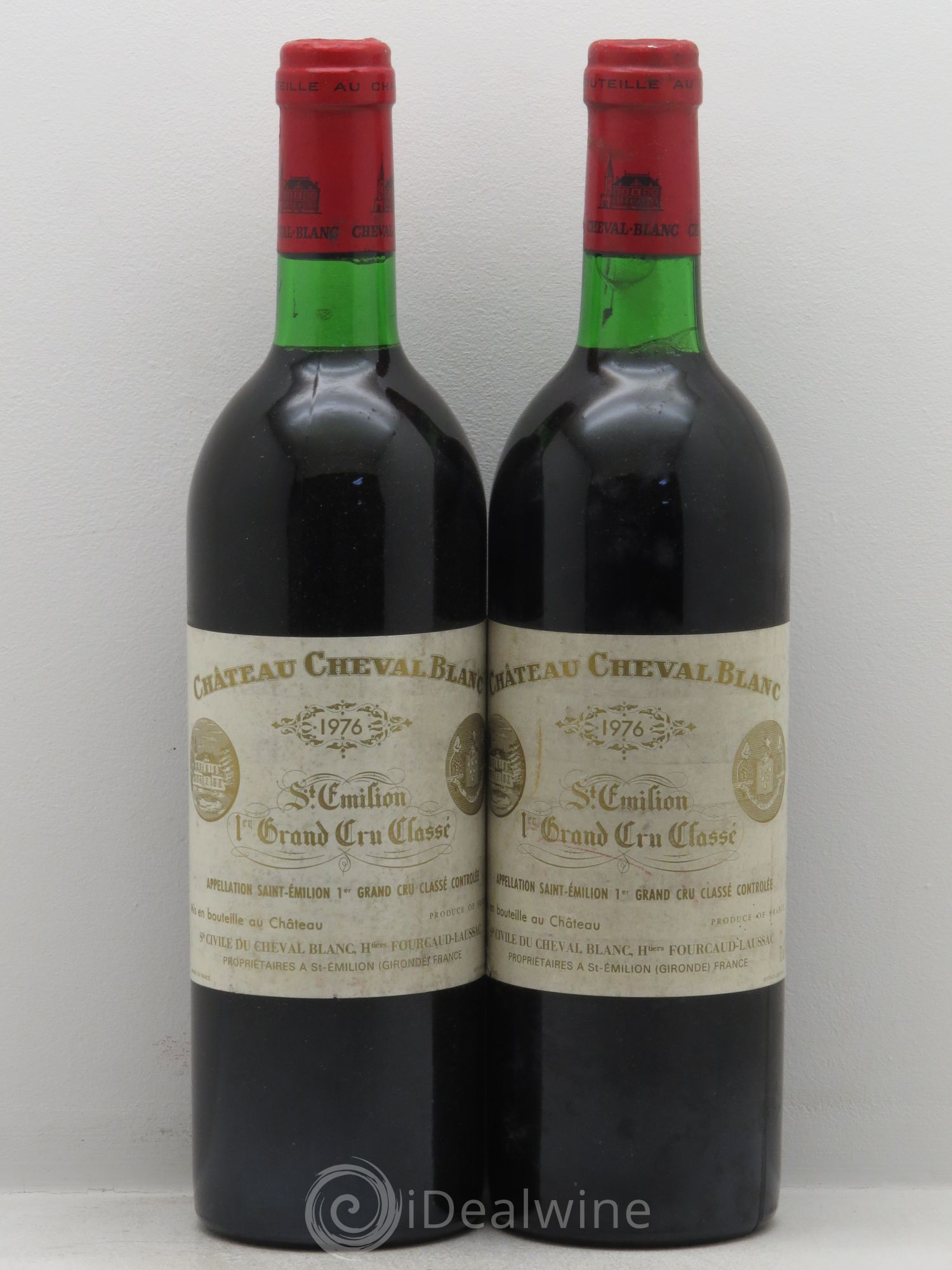 Château Cheval Blanc 1er Grand Cru Classé A 1976 - Lot de 2 bouteilles - 0