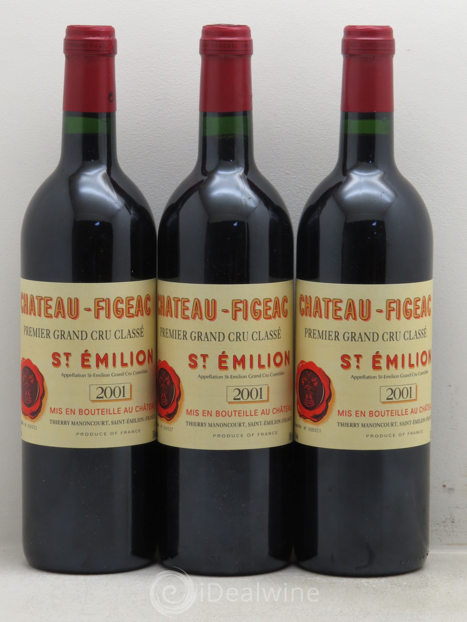 Château Figeac 1er Grand Cru Classé A 2001 - Lot de 3 bouteilles - 0