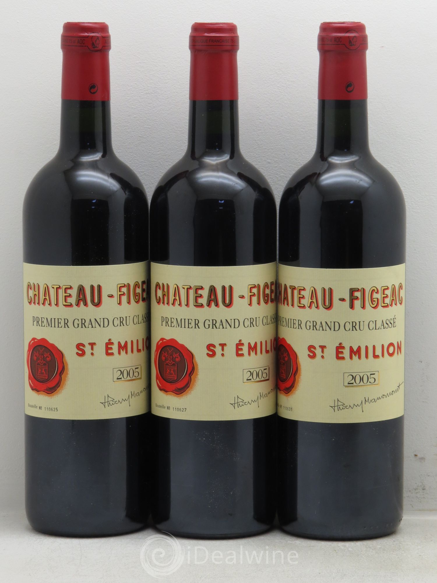 Château Figeac 1er Grand Cru Classé A 2005 - Lot de 3 bouteilles - 0