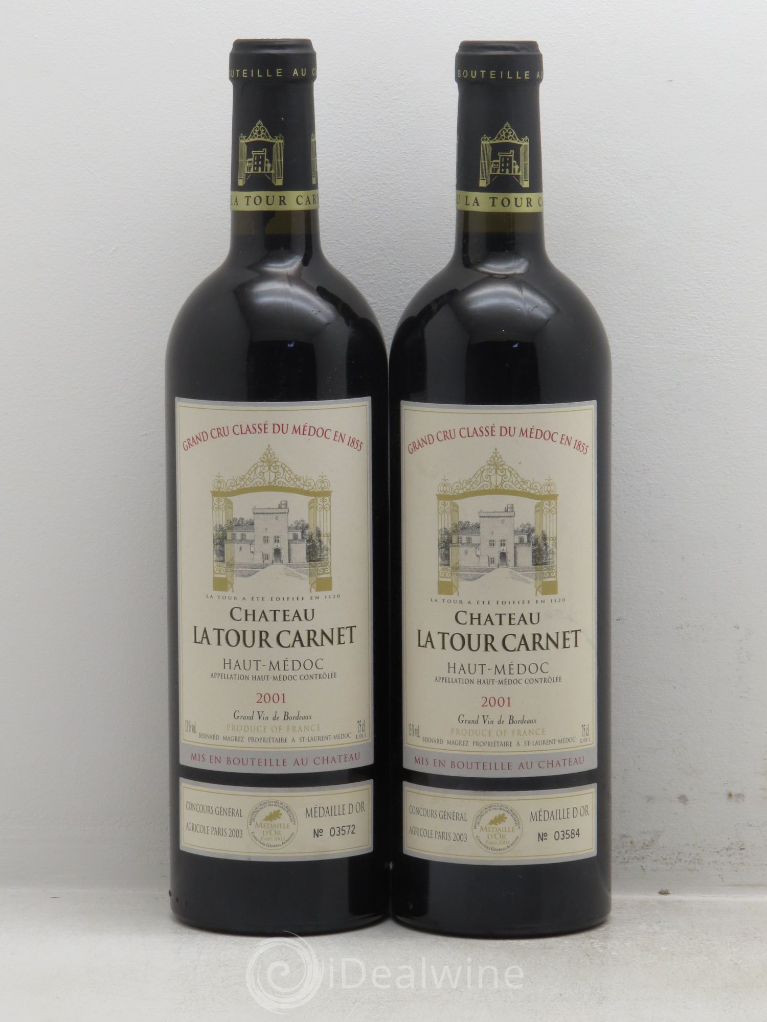 Château la Tour Carnet 4ème Grand Cru Classé 2001 - Lot de 2 bouteilles - 0