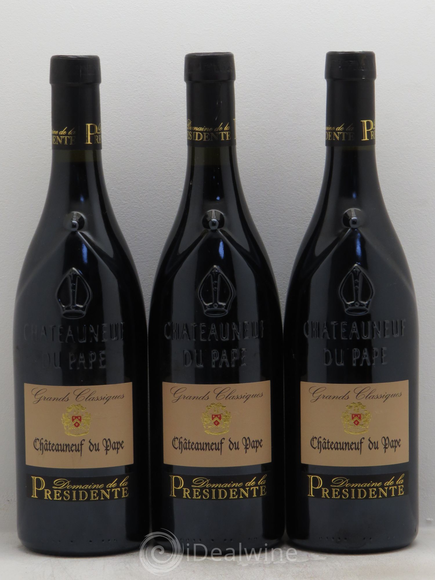 Châteauneuf-du-Pape Domaine de la Présidente Grands classiques 2005 - Posten von 3 Flaschen - 0