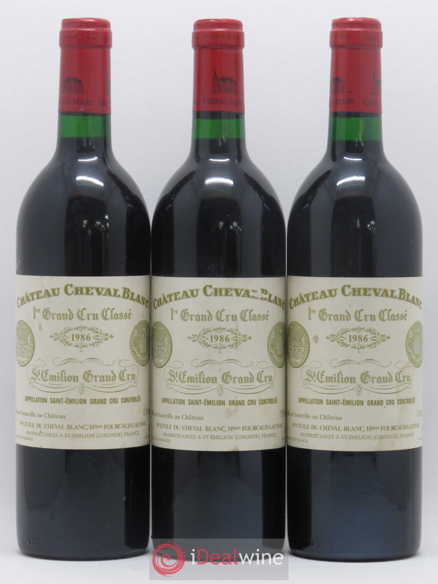 Château Cheval Blanc 1er Grand Cru Classé A 1986 - Lot de 3 bouteilles - 0