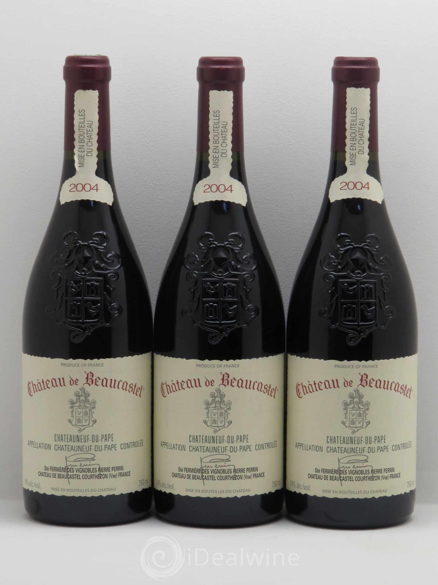 Châteauneuf-du-Pape Château de Beaucastel Famille Perrin 2004 - Lot de 3 bouteilles - 0