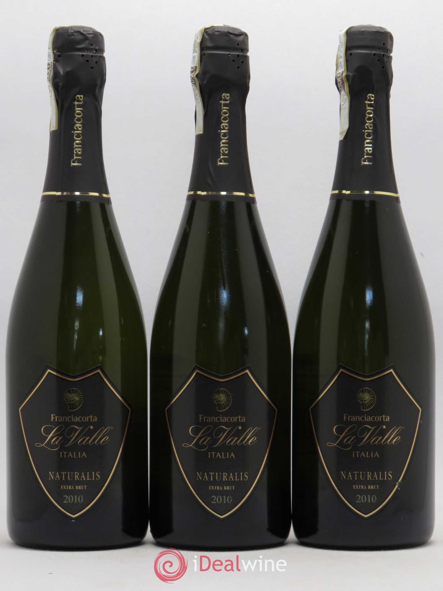 Italie La Valle Naturalis Franciacorta Extra Brut 2010 - Posten von 3 Flaschen - 0