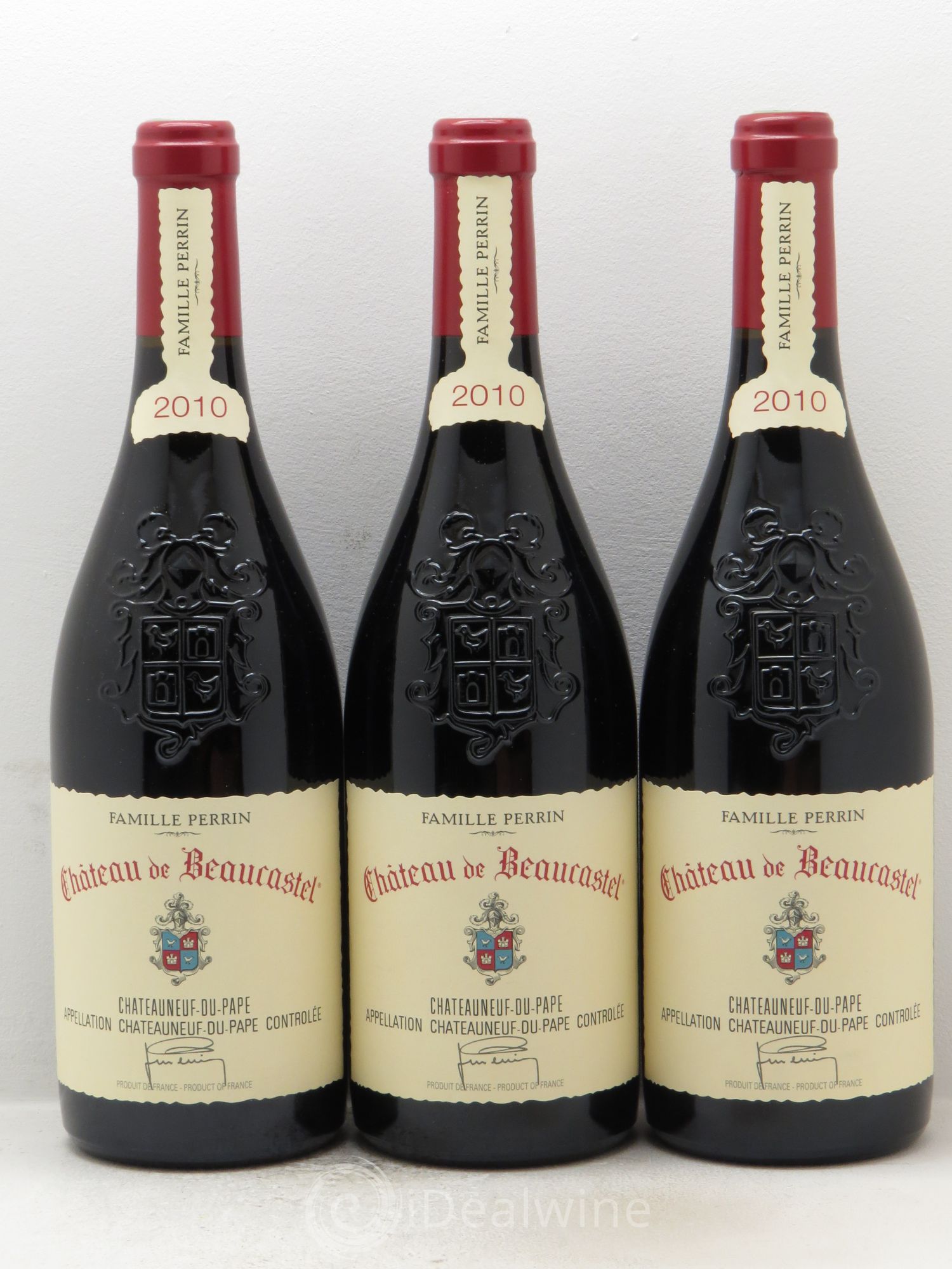 Châteauneuf-du-Pape Château de Beaucastel Famille Perrin 2010 - Lot de 3 bouteilles - 0