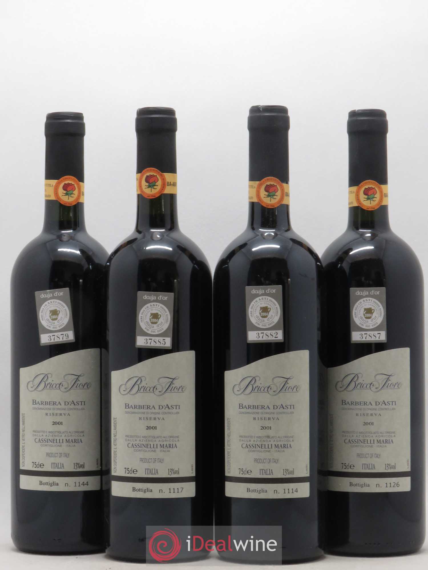 Italie Barbera d'Asti Bricco Fiore Riserva (sans prix de réserve) 2001 - Posten von 4 Flaschen - 0
