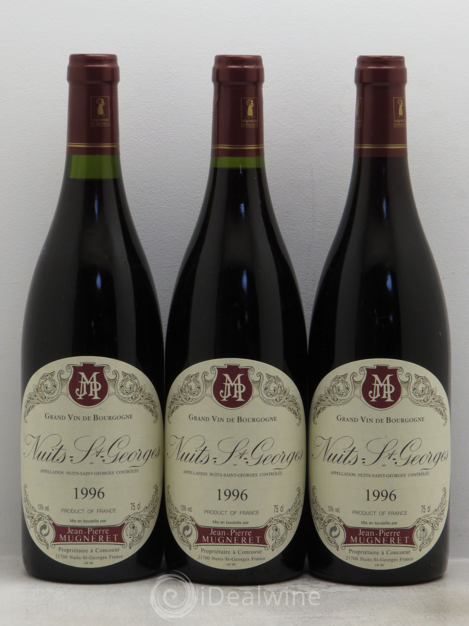 Nuits-Saint-Georges Jean Pierre Mugneret 1996 - Posten von 3 Flaschen - 0