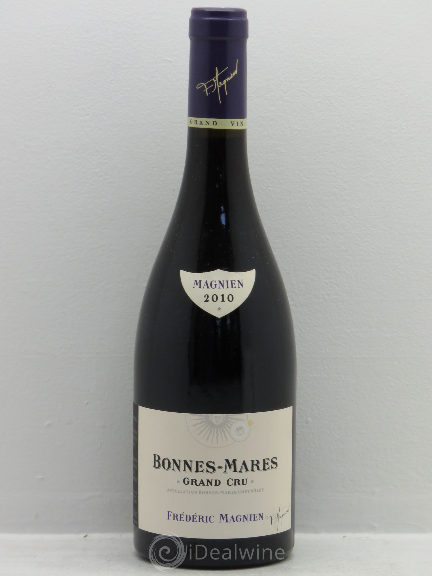 Bonnes-Mares Grand Cru Domaine Magnien 2010 - Posten von 1 Flasche - 0