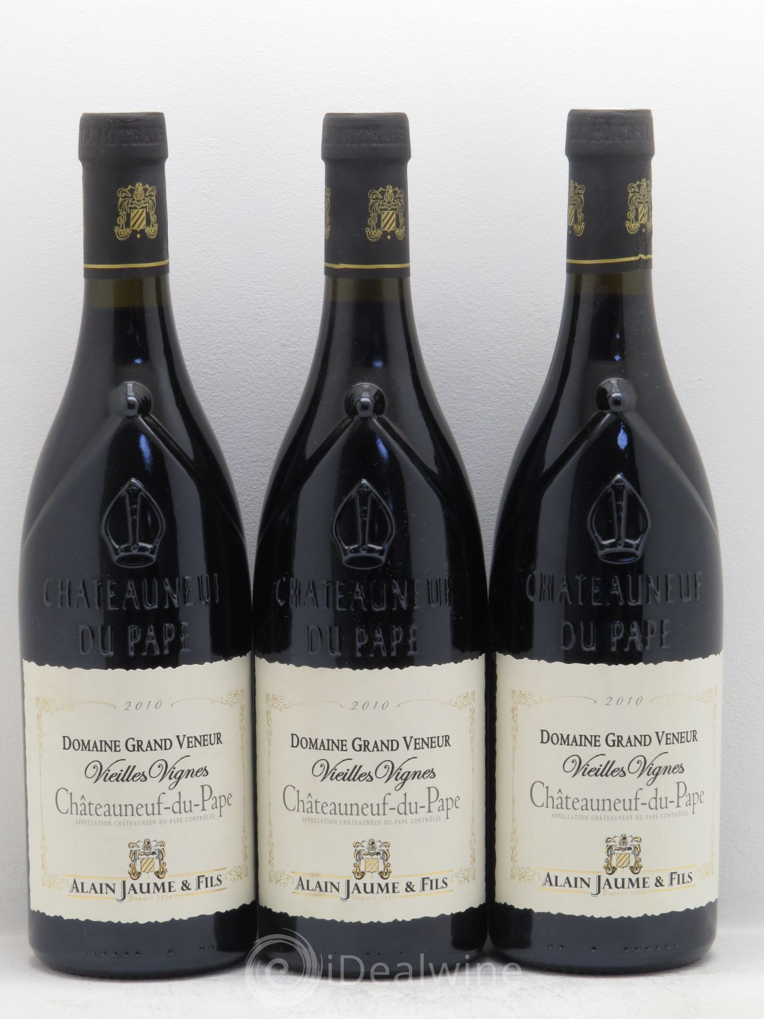 Châteauneuf-du-Pape Vieilles Vignes Grand Veneur (Domaine) 2010 - Lot de 12 bouteilles - 4