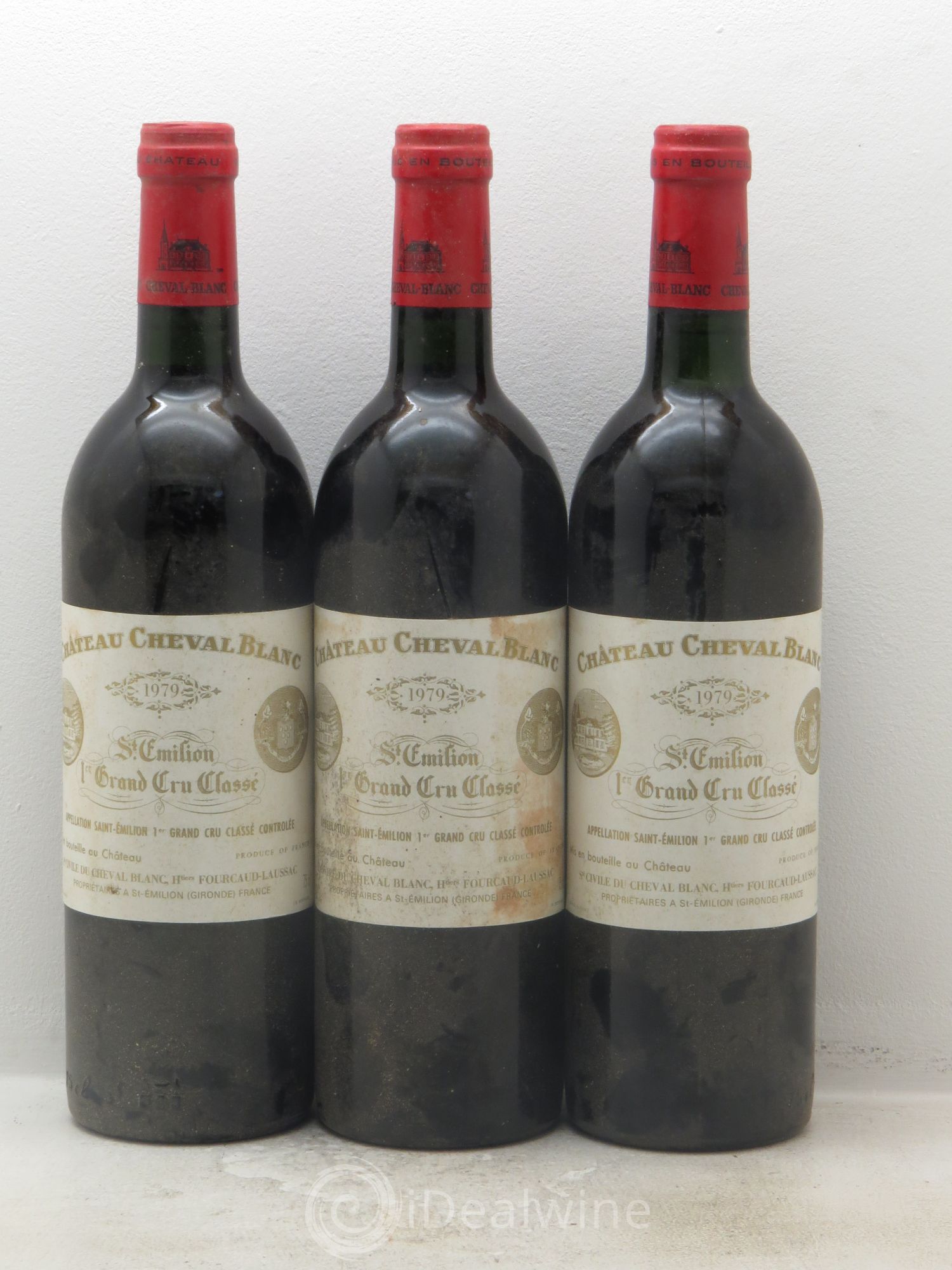 Château Cheval Blanc 1er Grand Cru Classé A 1979 - Lot de 3 bouteilles - 0