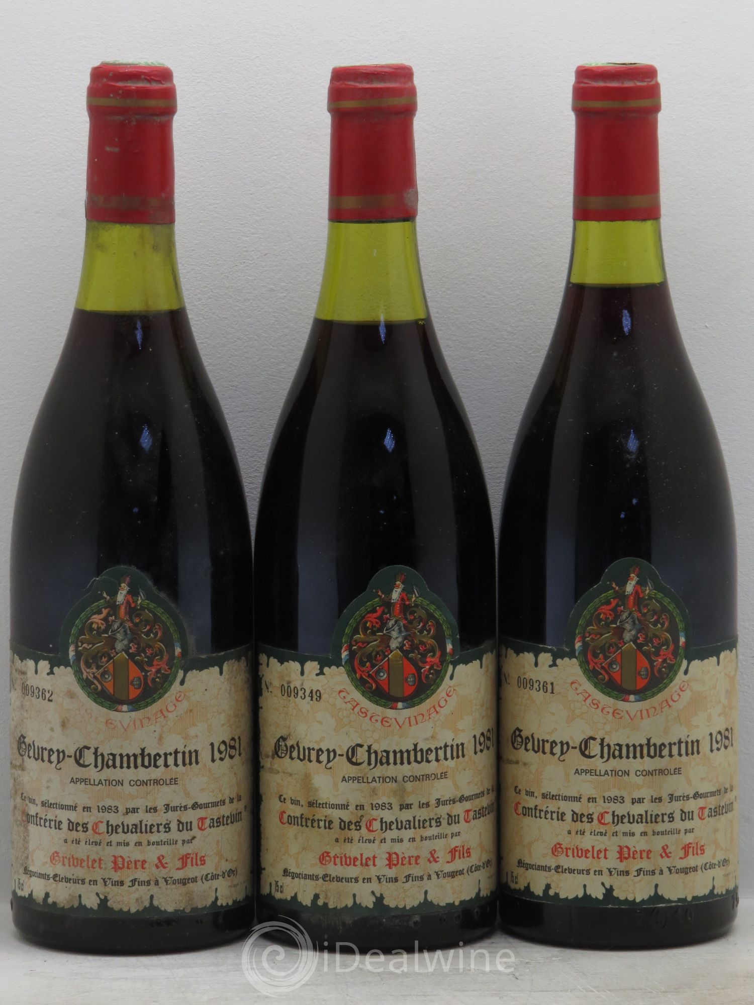 Gevrey-Chambertin Domaine Grivelet Chevalier du Tastevin 1981 - Posten von 3 Flaschen - 0