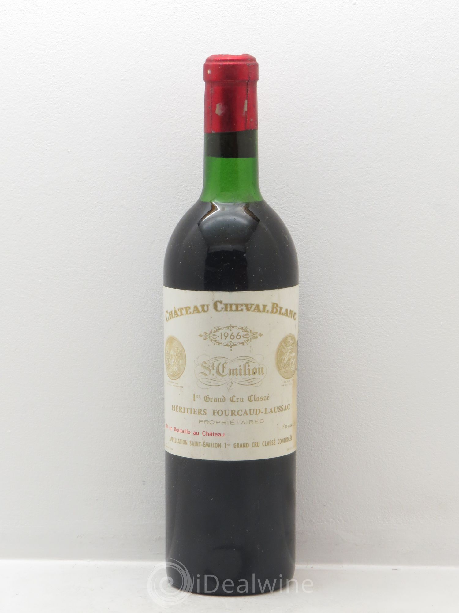 Château Cheval Blanc 1er Grand Cru Classé A 1966 - Lot de 1 bouteille - 0