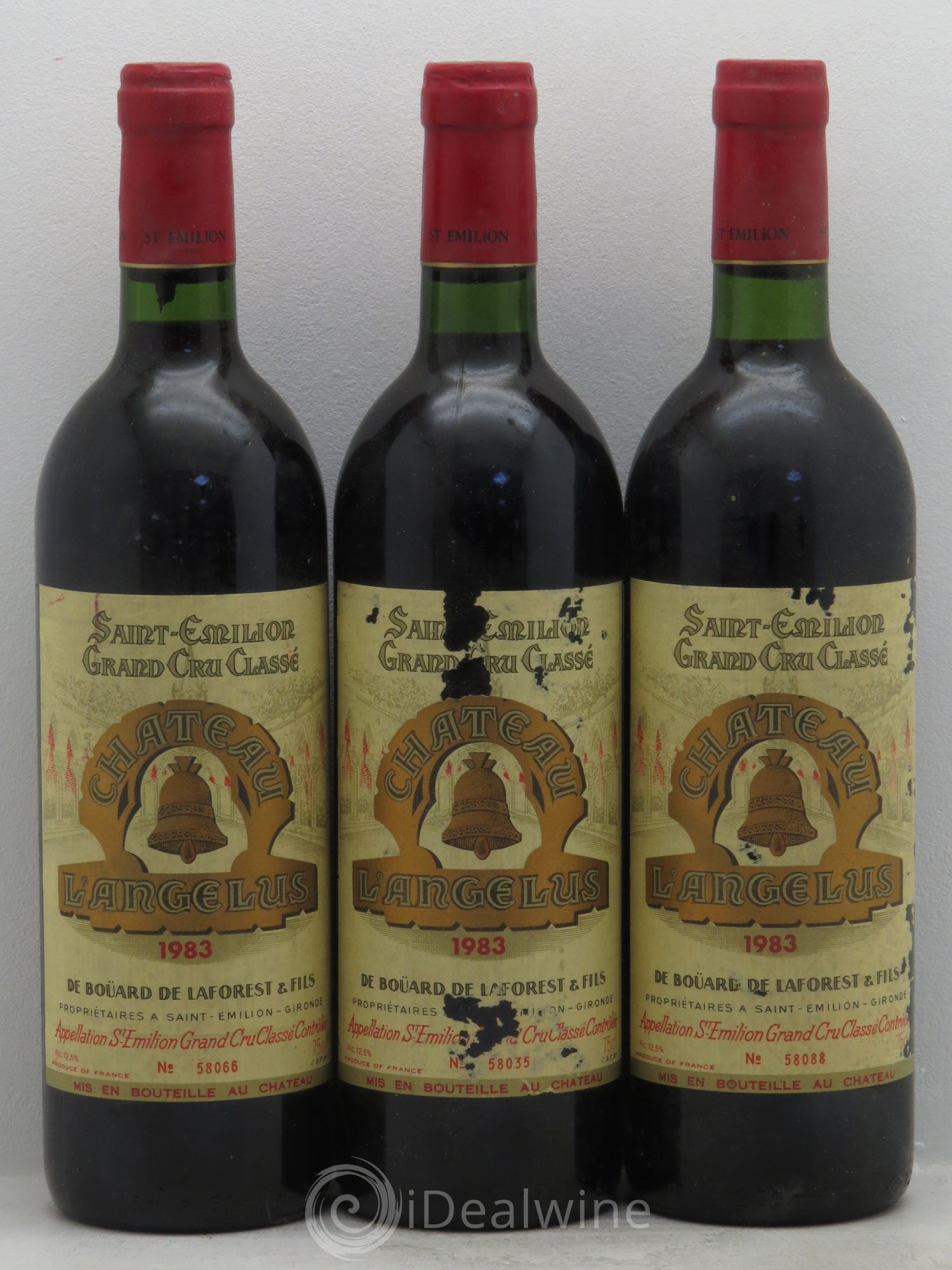 Château Angélus 1er Grand Cru Classé A 1983 - Lot de 3 bouteilles - 0
