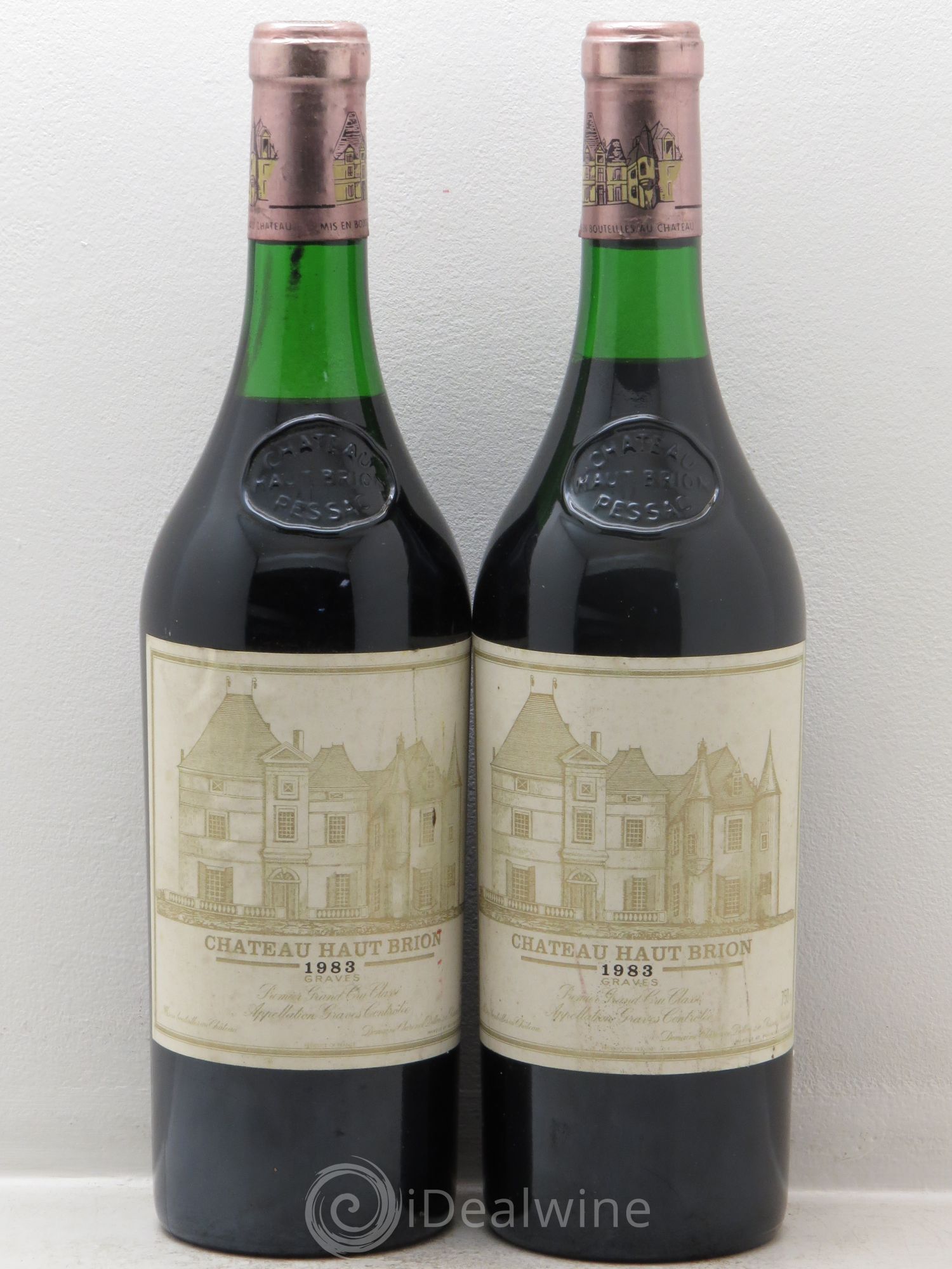 Château Haut Brion 1er Grand Cru Classé 1983 - Lot de 2 bouteilles - 0