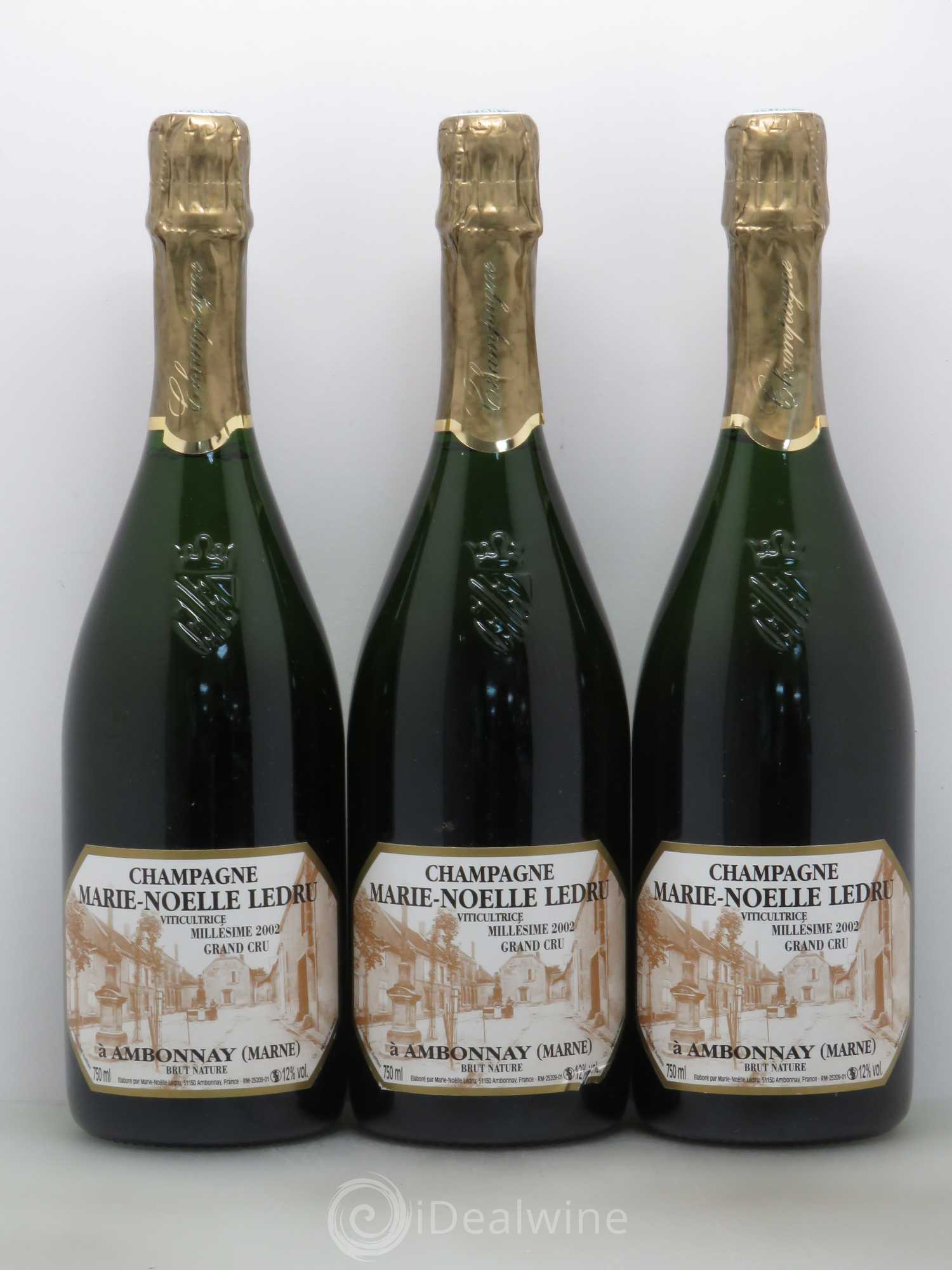 Champagne Marie Ledru 2002 - Lot de 3 bouteilles - 0