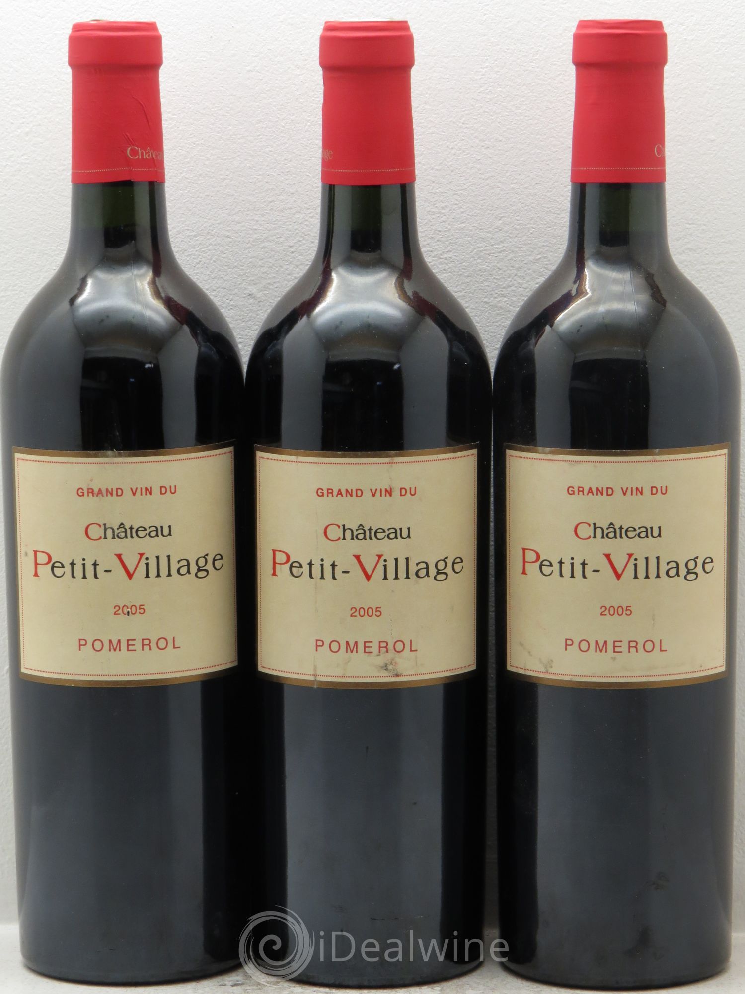 Château Petit Village 2005 - Lot de 3 bouteilles - 0