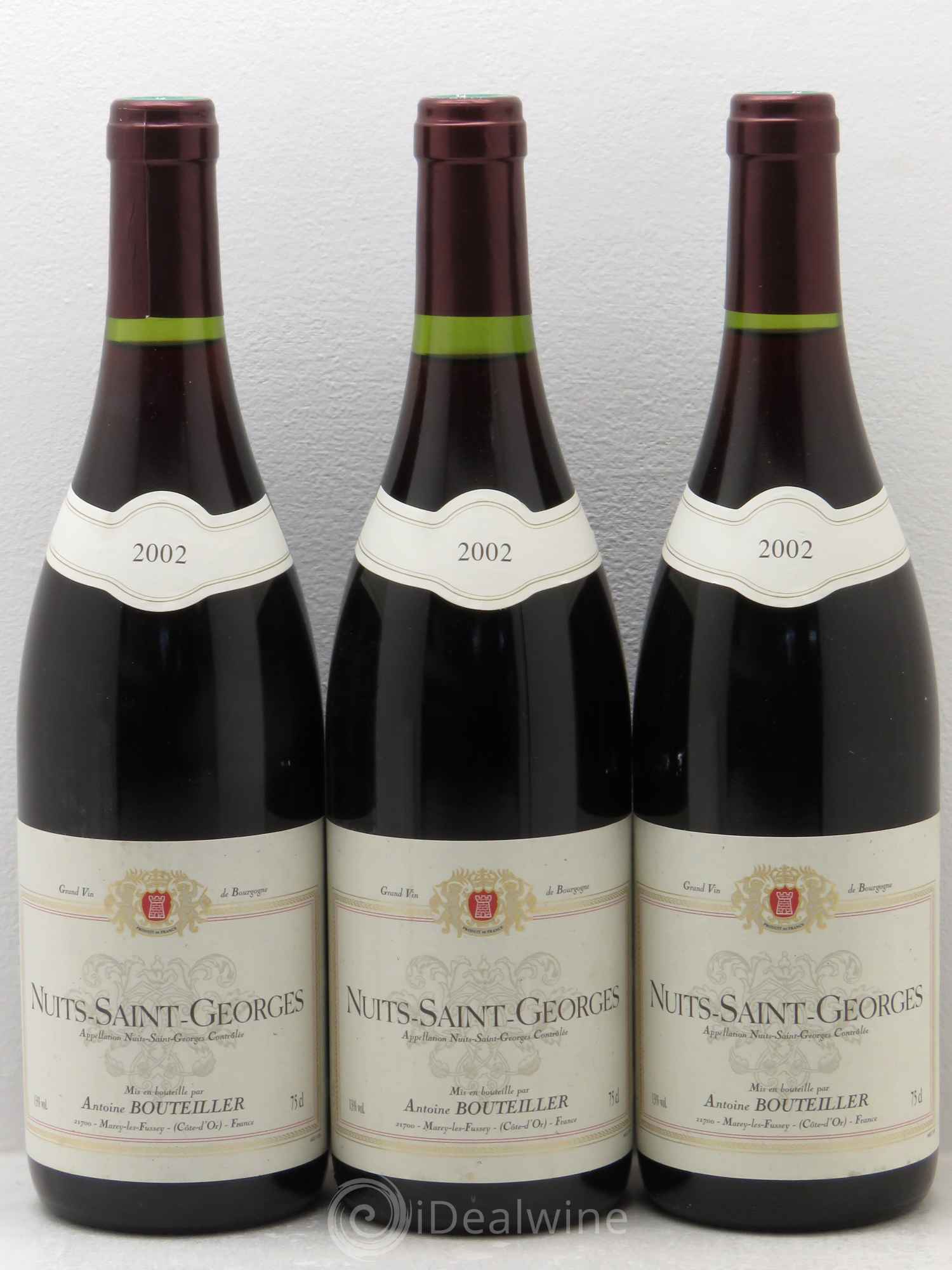 Nuits-Saint-Georges Bouteiller (sans prix de réserve) 2002 - Posten von 3 Flaschen - 0