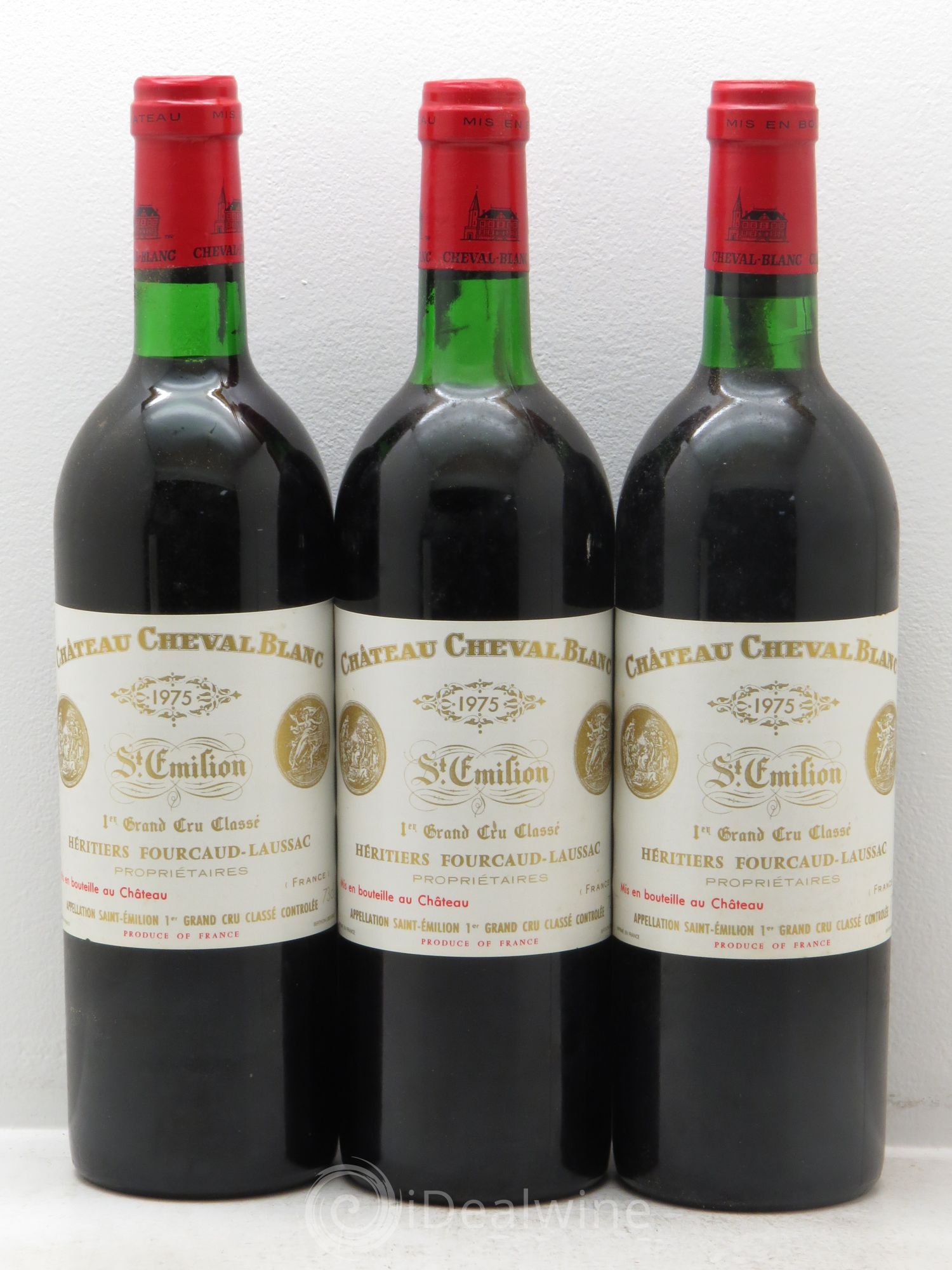 Château Cheval Blanc 1er Grand Cru Classé A 1975 - Lot de 3 bouteilles - 0