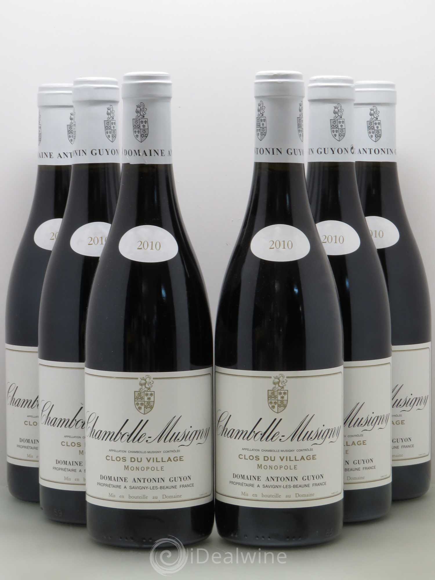 Chambolle-Musigny Clos Du Village A. Guyon 2010 - Posten von 6 Flaschen - 0