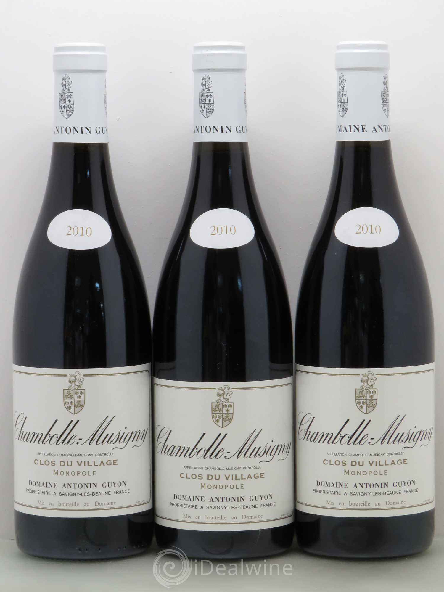 Chambolle-Musigny Clos Du Village A. Guyon 2010 - Posten von 6 Flaschen - 1