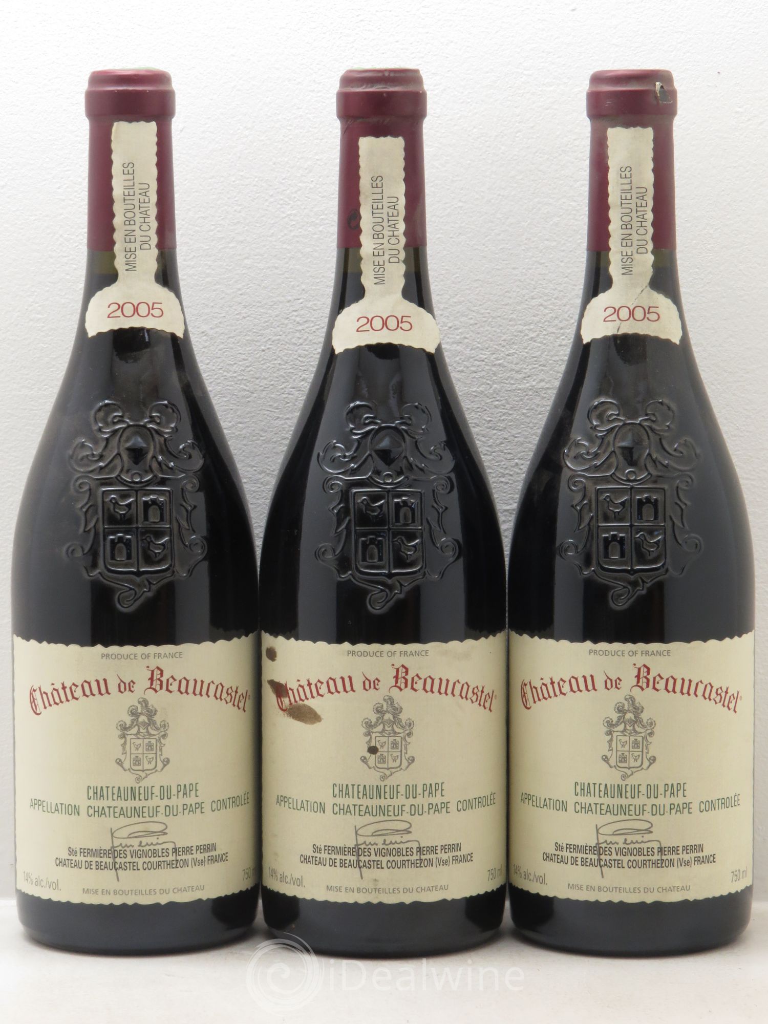 Châteauneuf-du-Pape Château de Beaucastel Famille Perrin 2005 - Lot de 3 bouteilles - 0