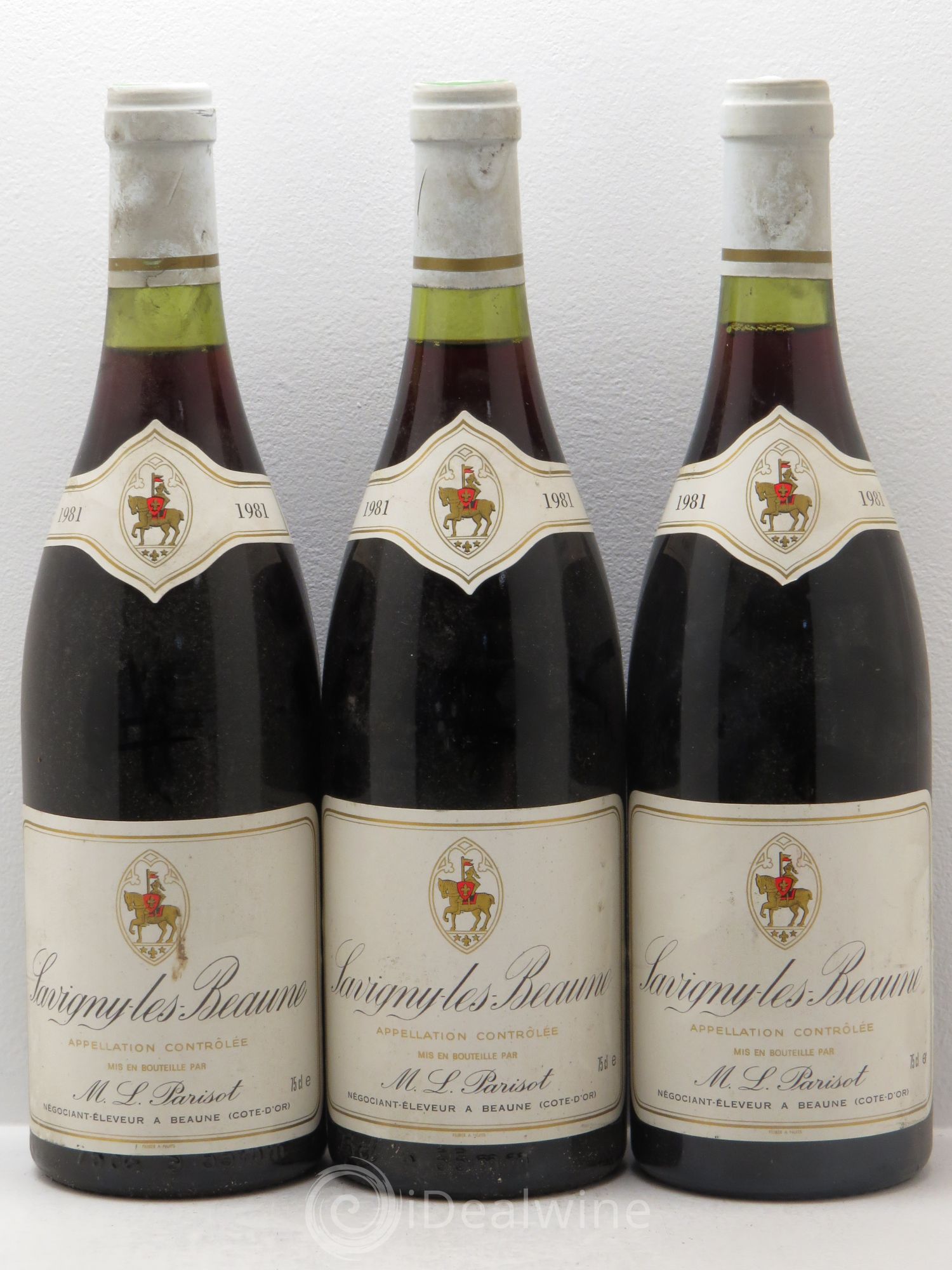 Savigny-lès-Beaune M.L. Parisot 1981 - Lot de 3 bouteilles - 0