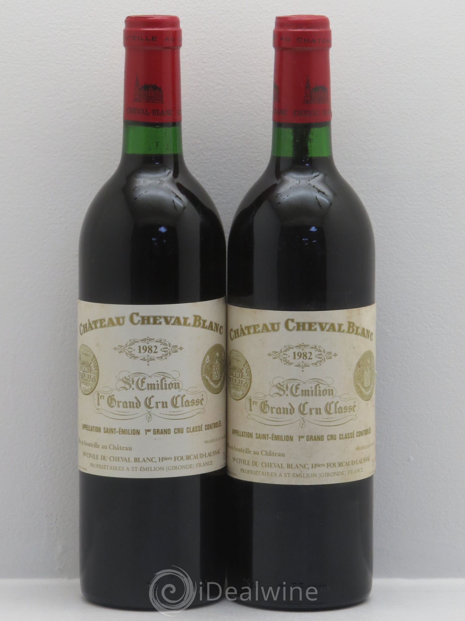 Château Cheval Blanc 1er Grand Cru Classé A 1982 - Lot de 2 bouteilles - 0