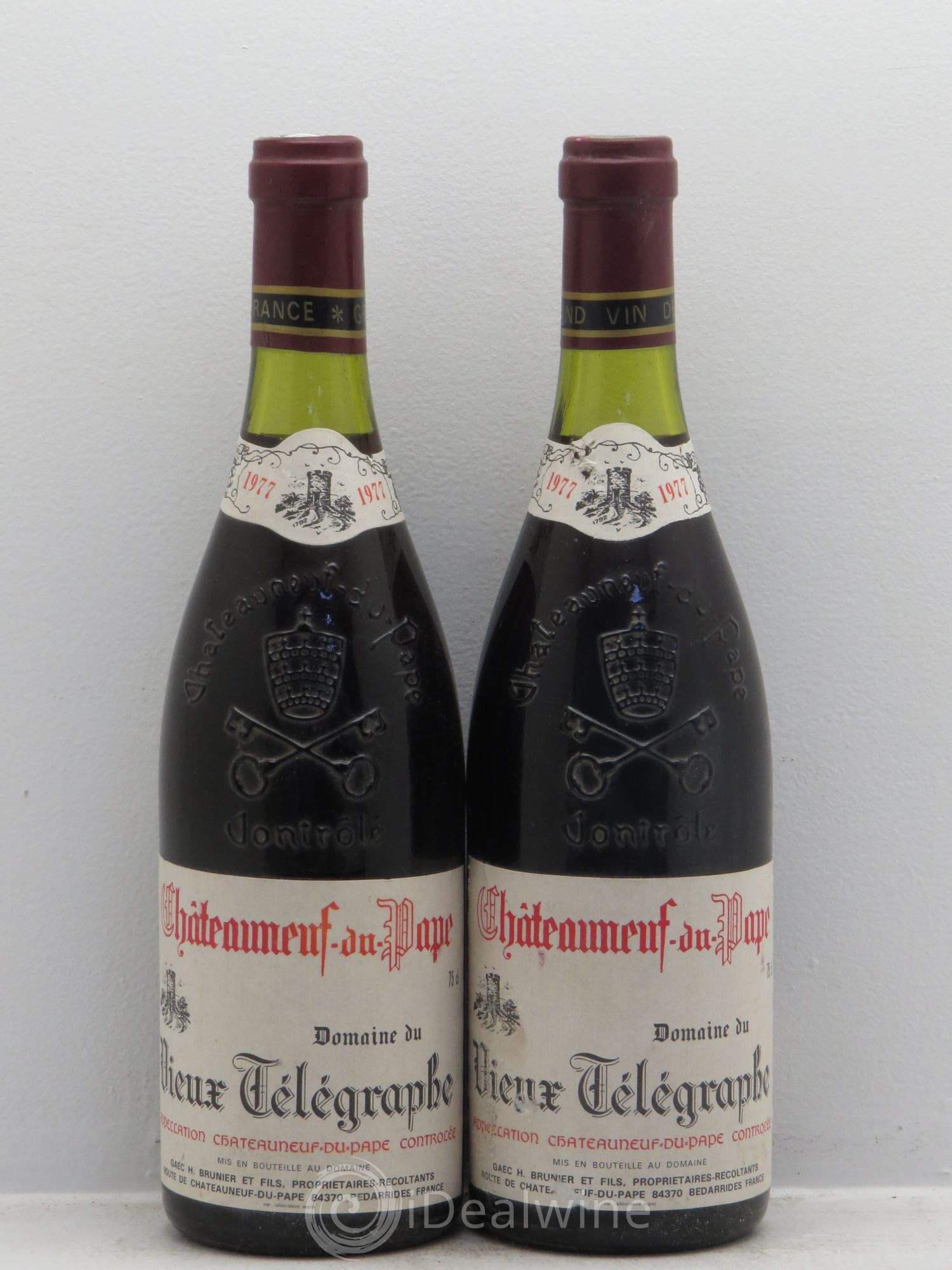 Châteauneuf-du-Pape Vieux Télégraphe (Domaine du) Vignobles Brunier 1977 - Lot de 2 bouteilles - 0