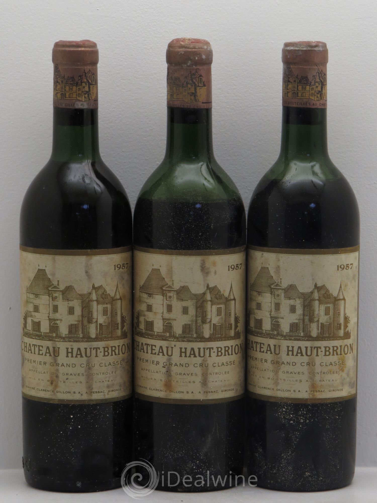 Château Haut Brion 1er Grand Cru Classé 1957 - Lot de 3 bouteilles - 0