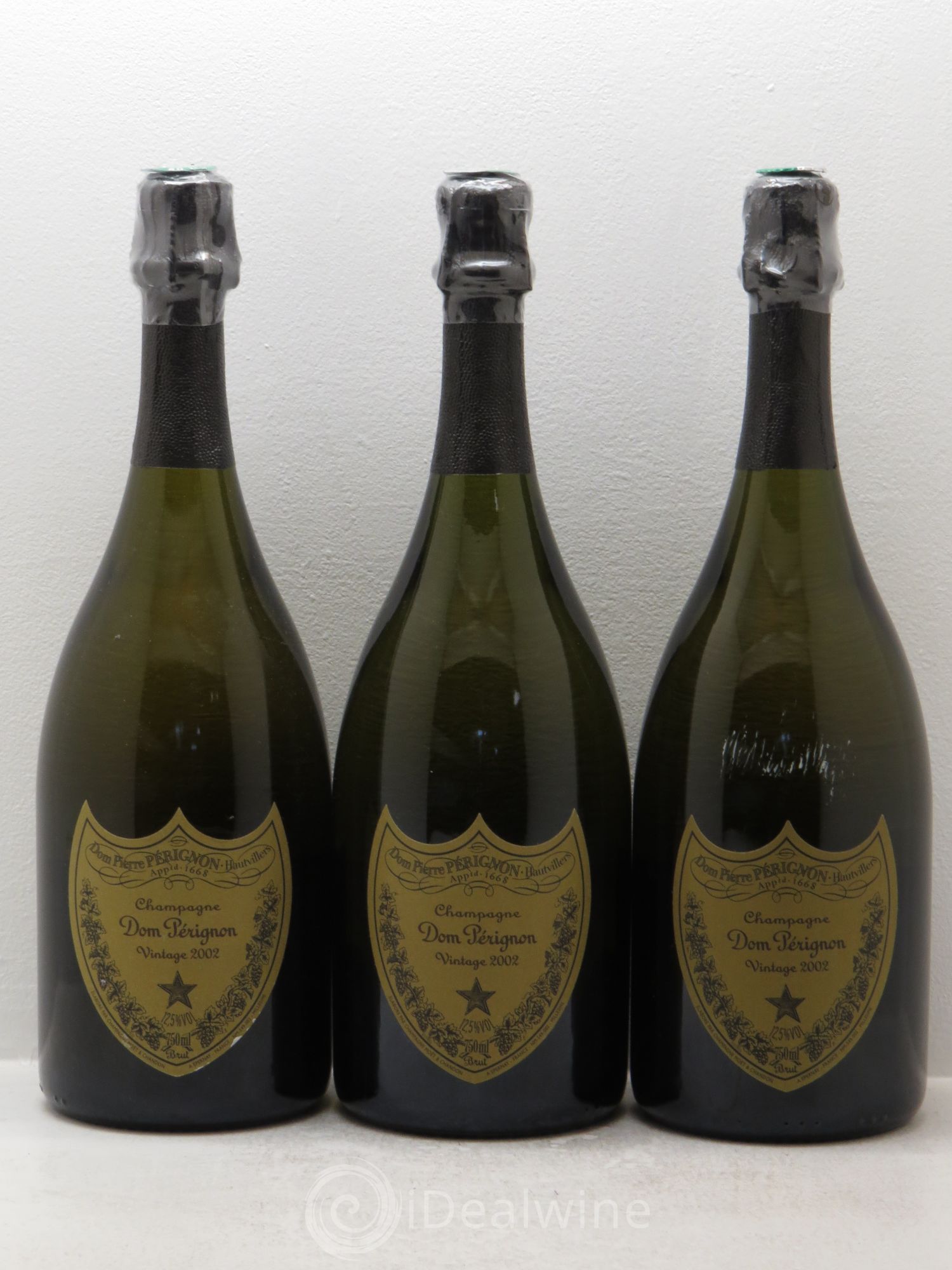 Brut Dom Pérignon 2002 - Lot de 3 bouteilles - 0