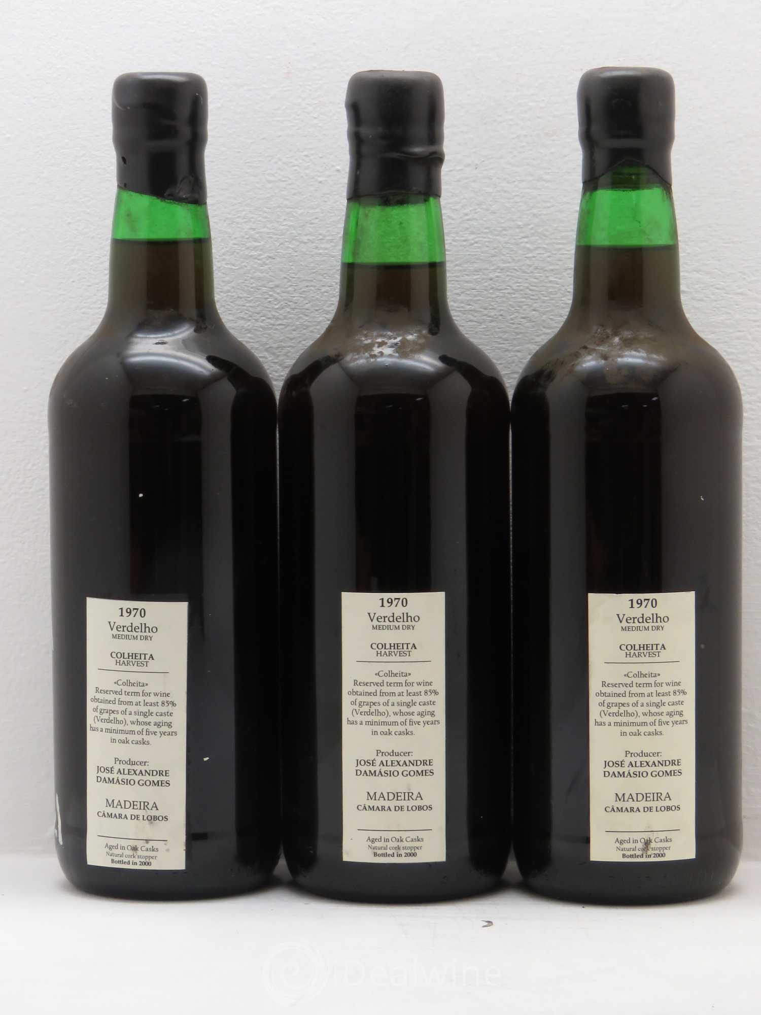 Madère Verdhello Medium Dry Colheita Harvest Damasio Gomes 1970 - Posten von 3 Flaschen - 1