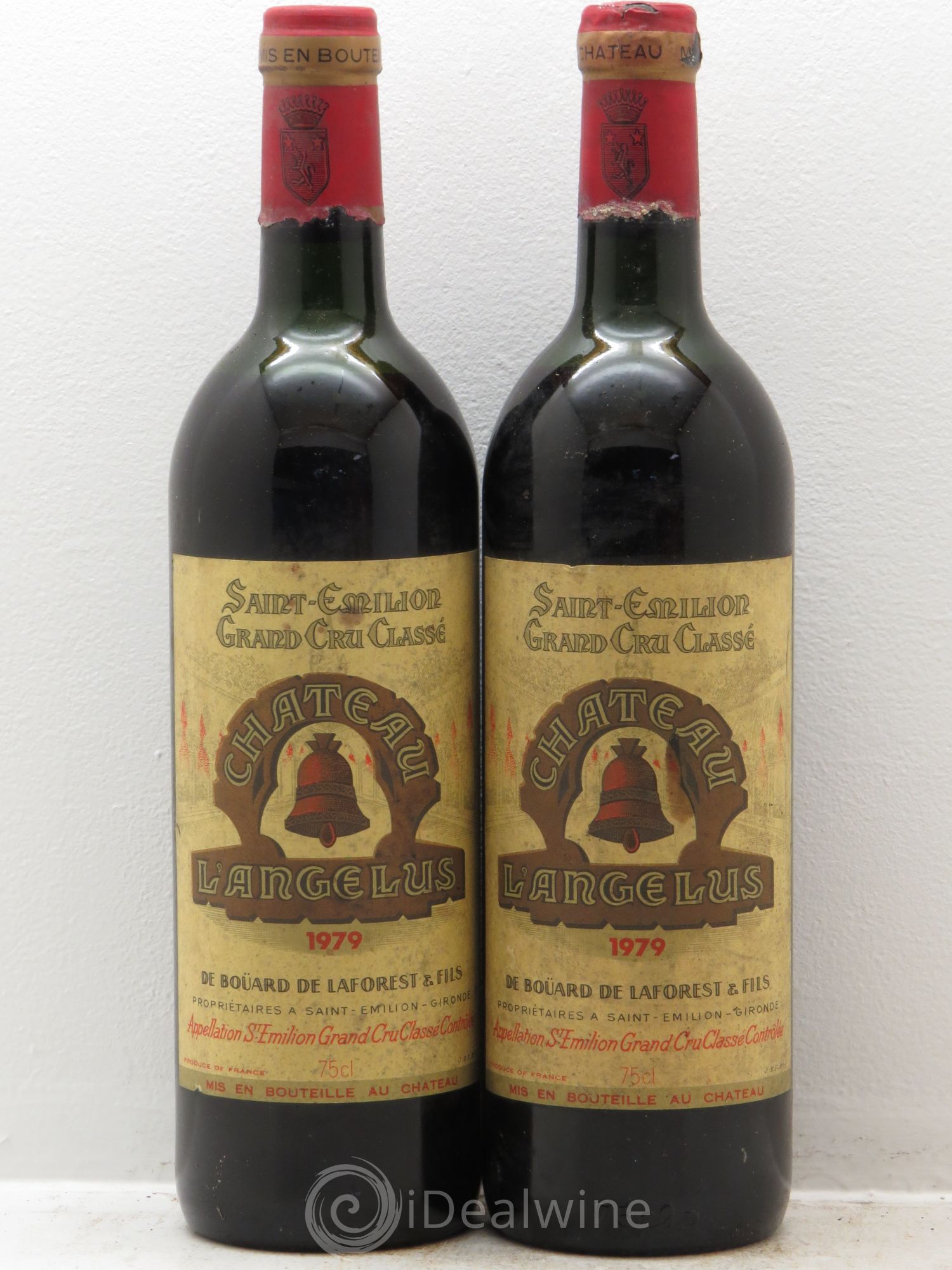 Château Angélus 1er Grand Cru Classé A (sans prix de réserve) 1979 - Lot de 2 bouteilles - 0