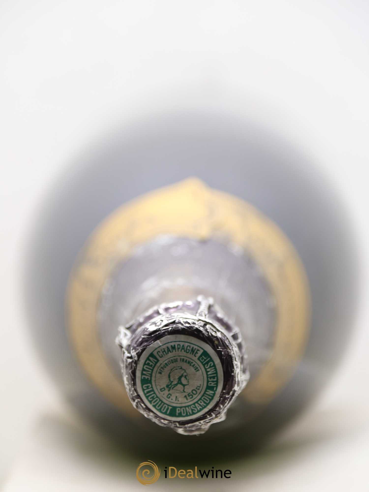 Vintage Veuve Clicquot 1982 - Posten von 1 Magnum - 1