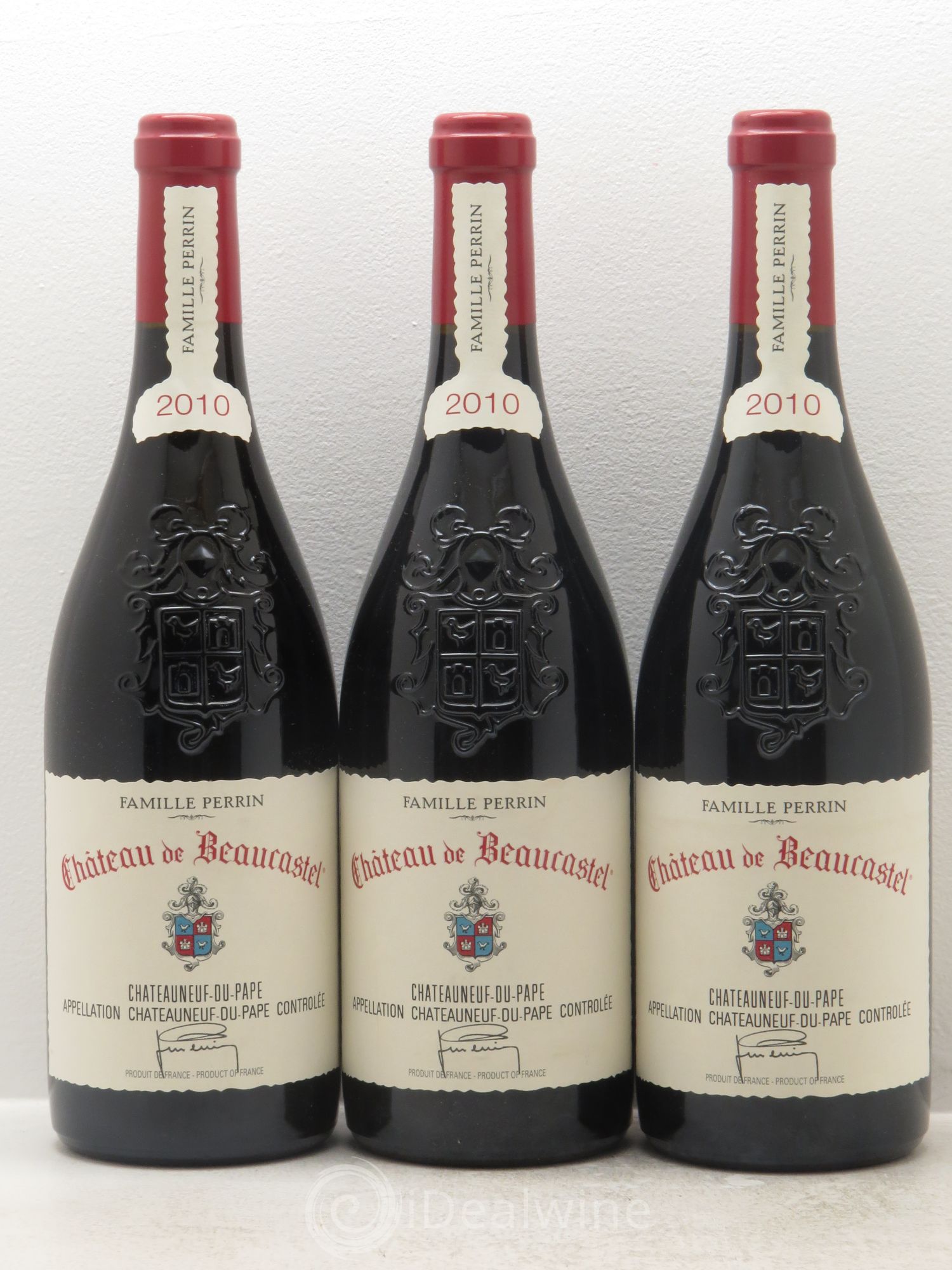 Châteauneuf-du-Pape Château de Beaucastel Famille Perrin 2010 - Lot de 3 bouteilles - 0