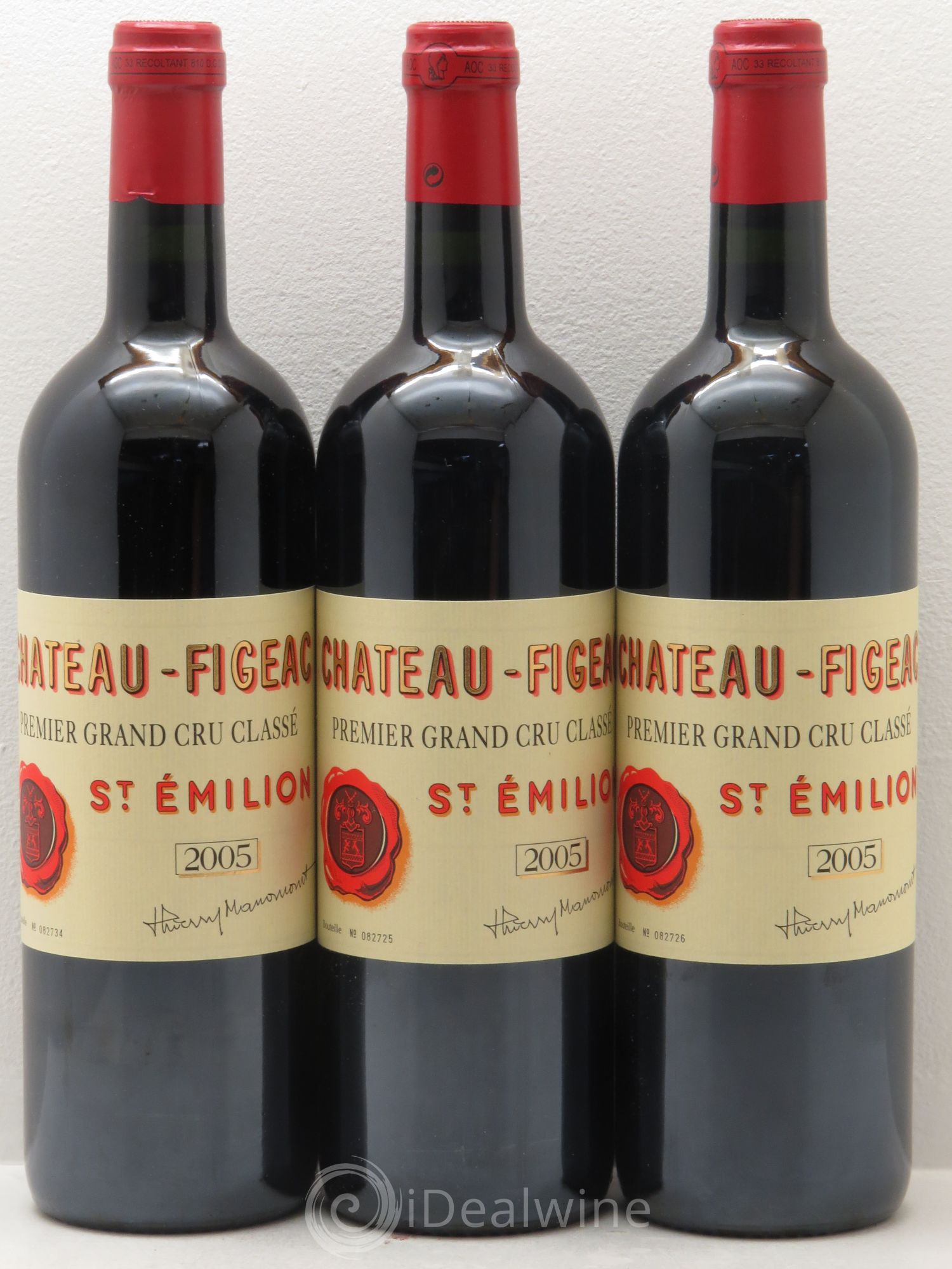 Château Figeac 1er Grand Cru Classé A 2005 - Lot de 3 bouteilles - 0