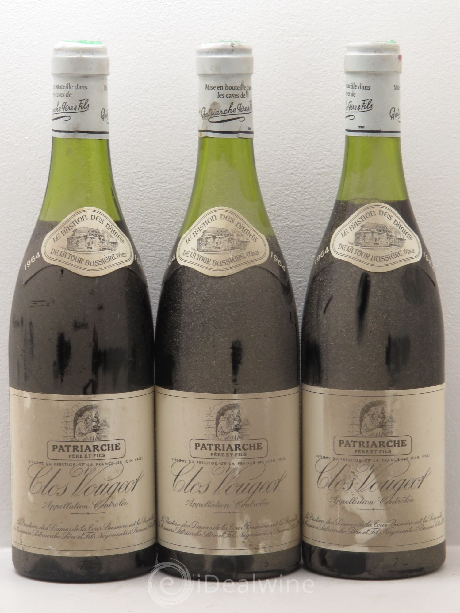 Clos de Vougeot Grand Cru Bastion des dames patriarche 1964 - Posten von 3 Flaschen - 0