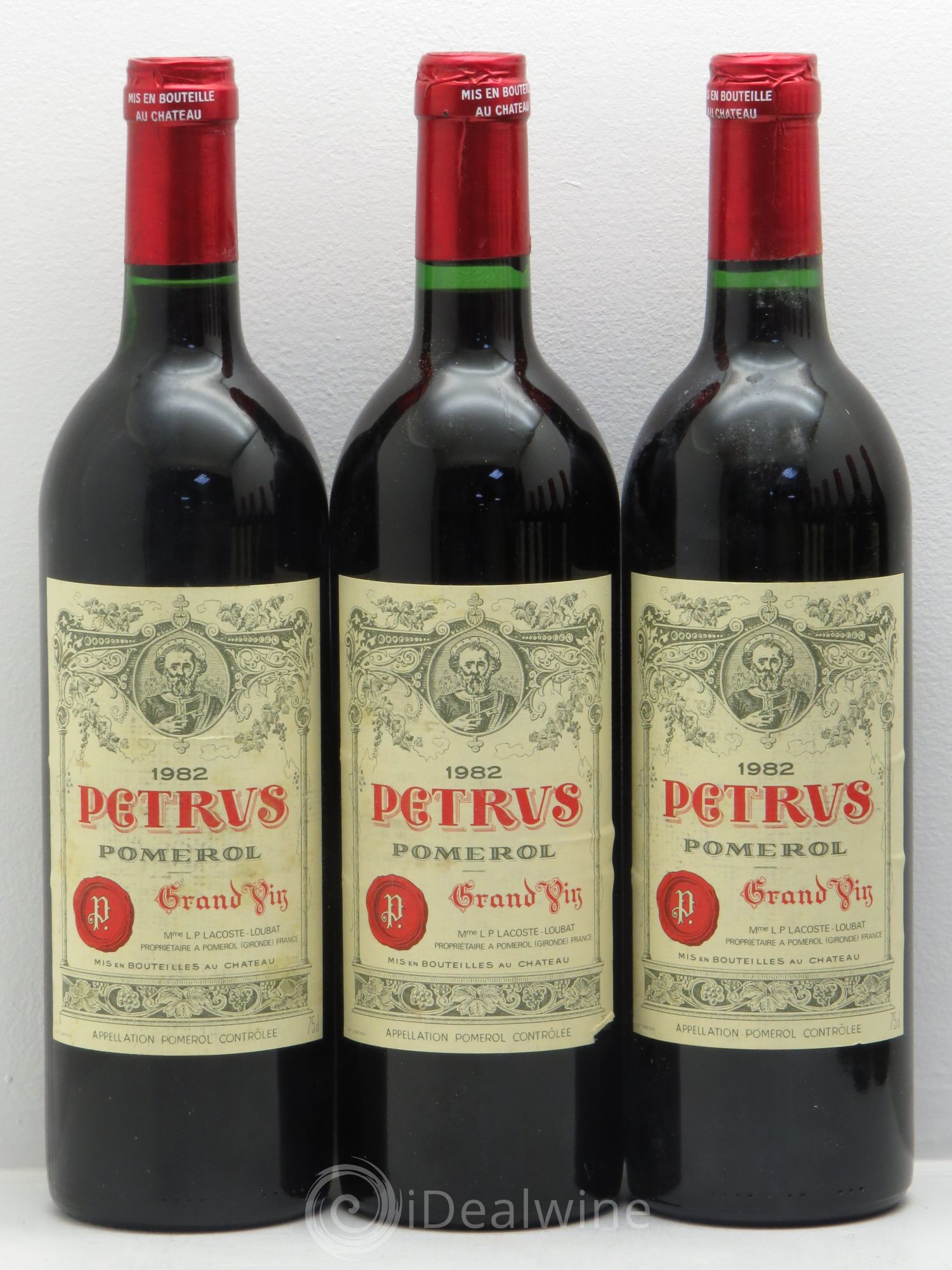 Petrus 1982 - Posten von 12 Flaschen - 2